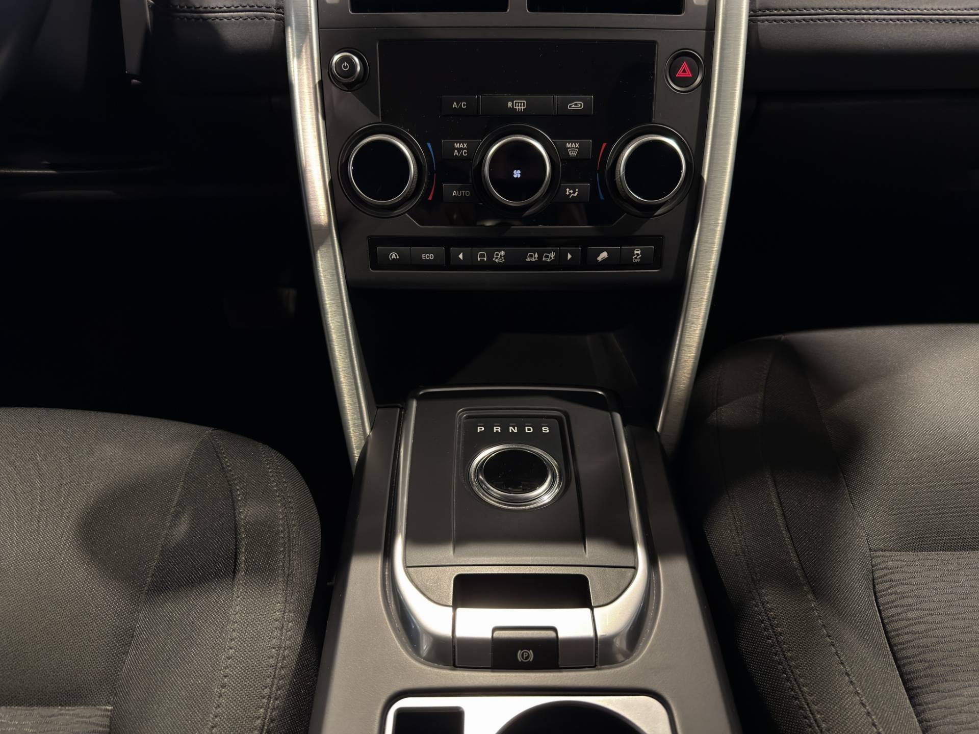 LAND ROVER Discovery Sport Discovery Sport 2.0 TD4 150 CV SE usata in pronta consegna - Brandini