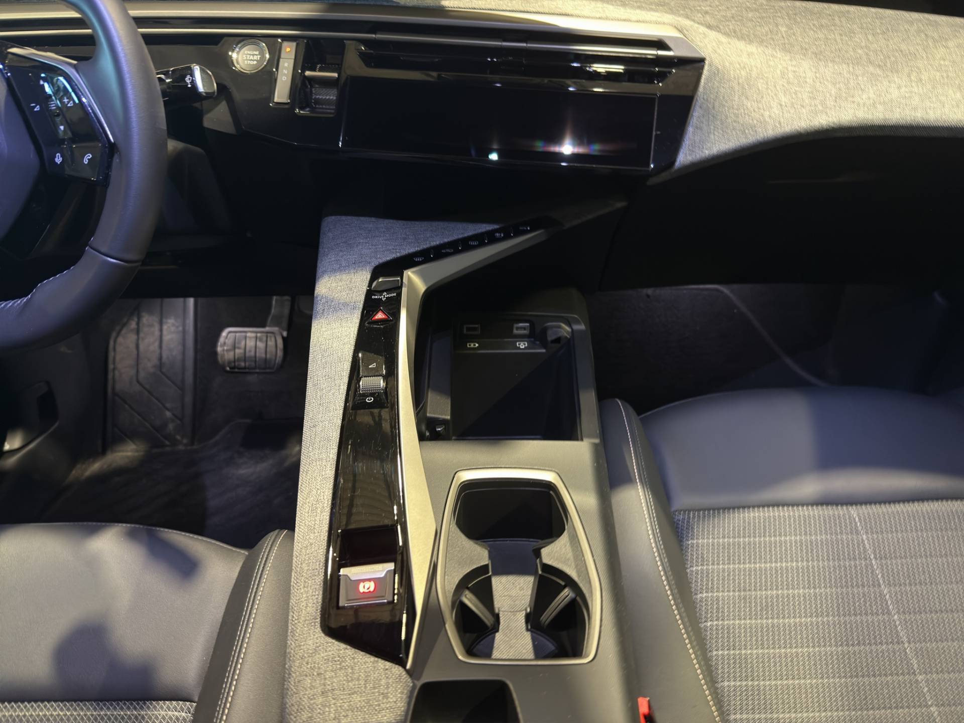 Auto Venduta - PEUGEOT 3008 3008 73 kWh Allure usata in pronta consegna - Brandini