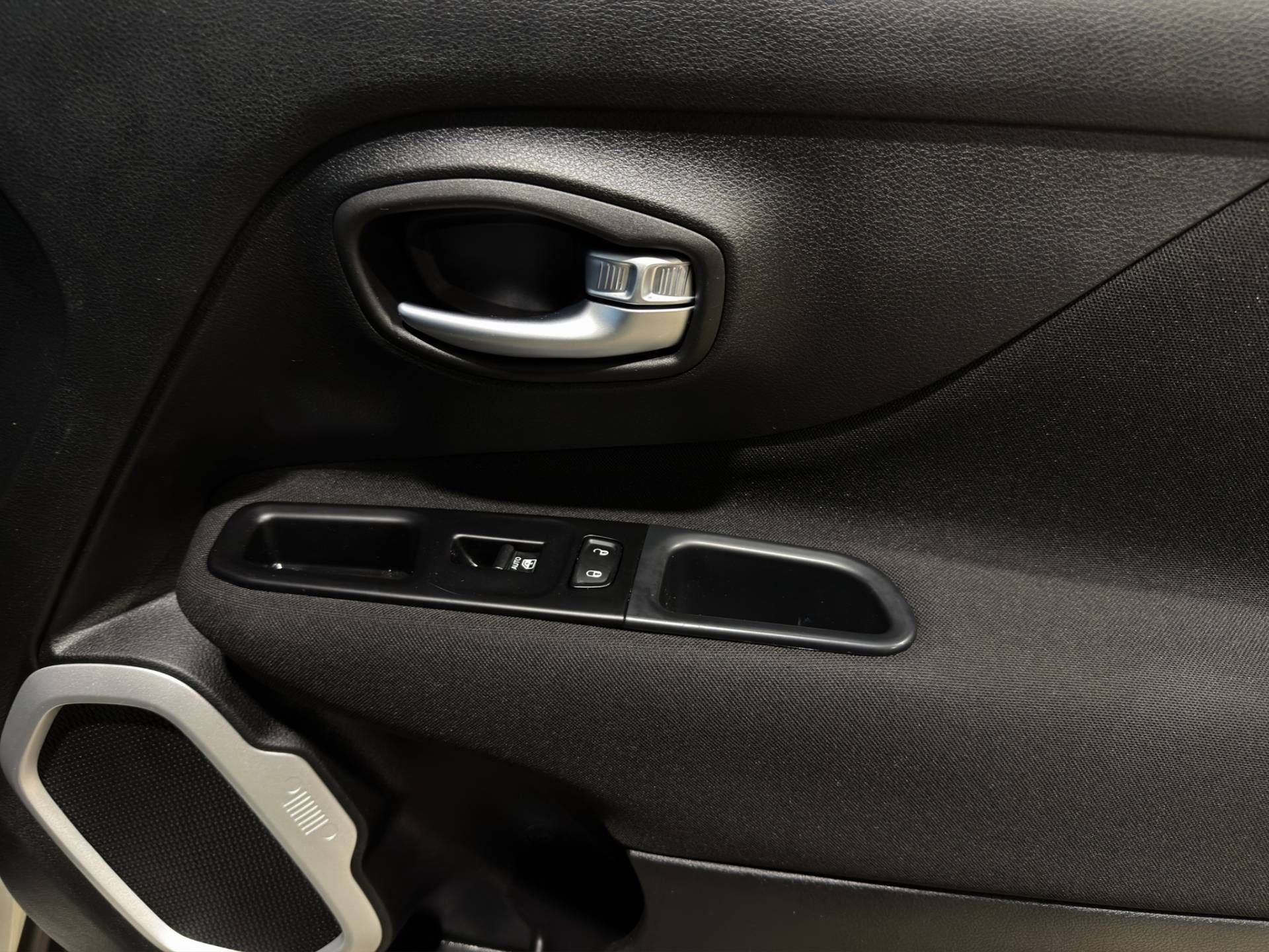 Auto Venduta - JEEP Renegade Renegade 1.0 t3 Longitude 2wd usata in pronta consegna - Brandini