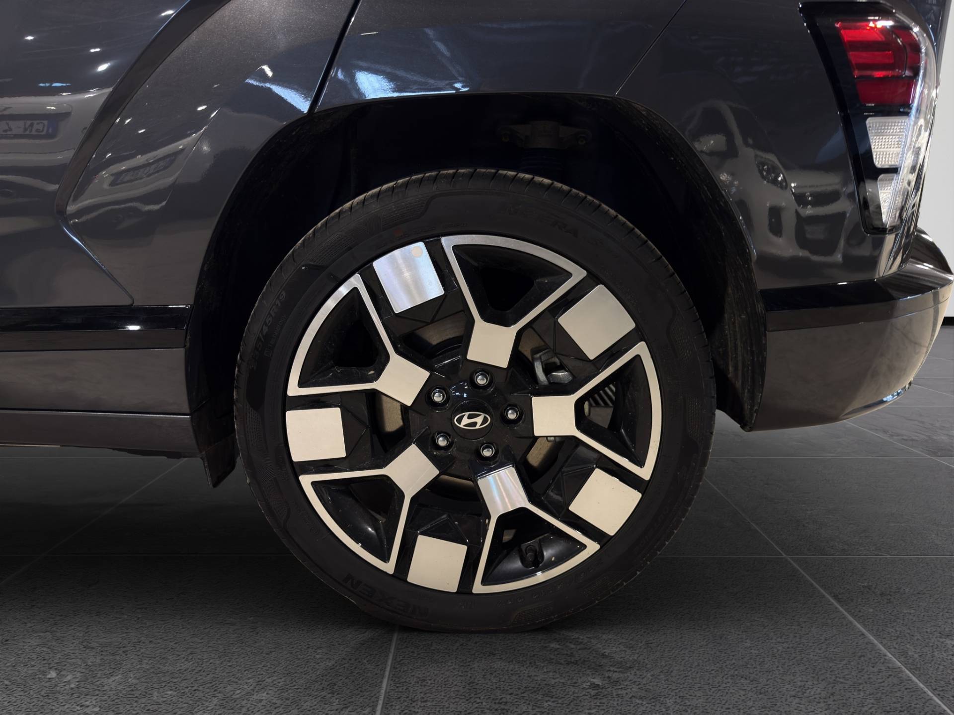 HYUNDAI Kona Kona 64,8 kWh Exclusive usata in pronta consegna - Brandini