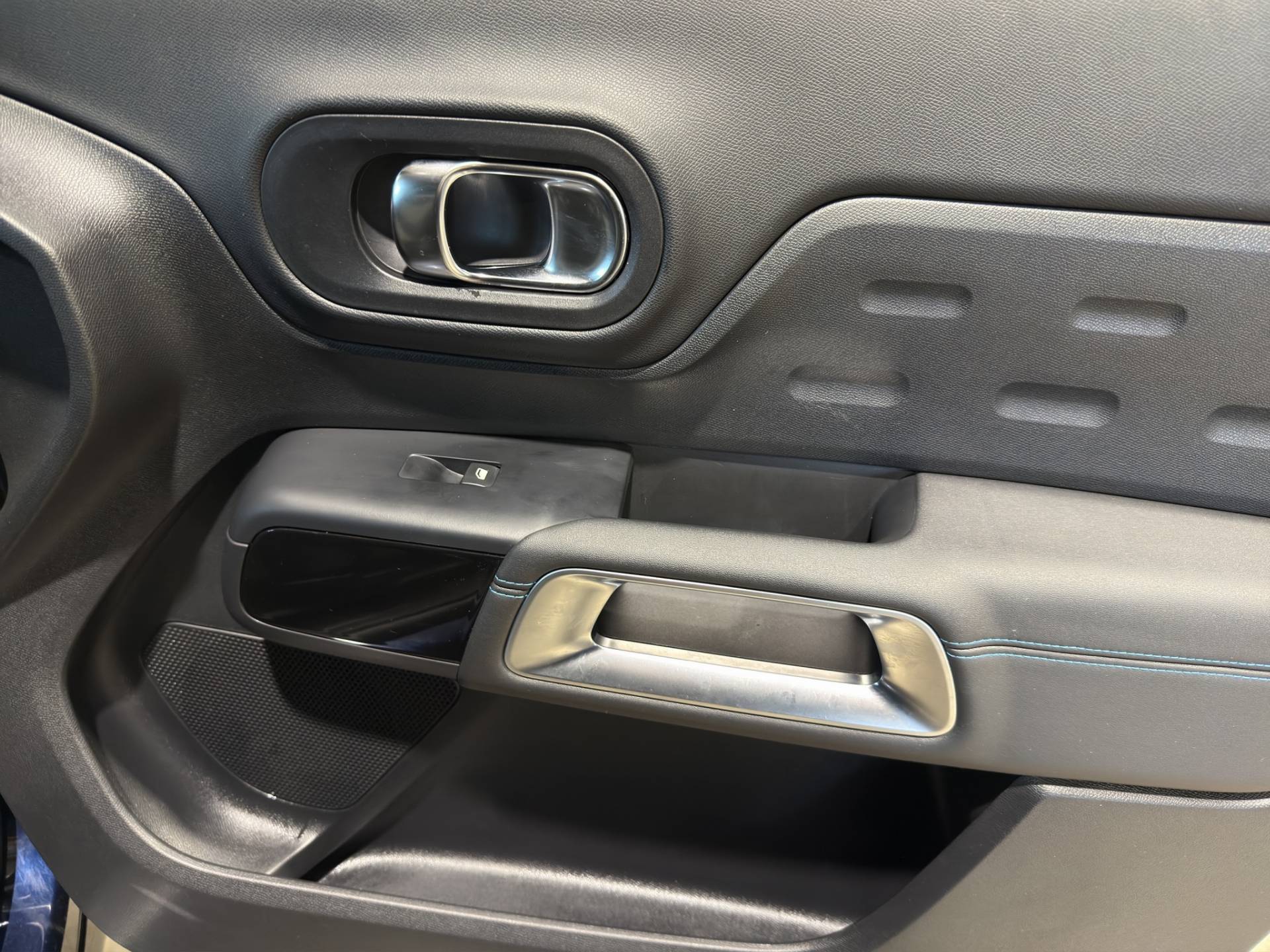 CITROEN C5 Aircross C5 Aircross 1.2 hybrid Plus 136cv e-dcs6 usata in pronta consegna - Brandini