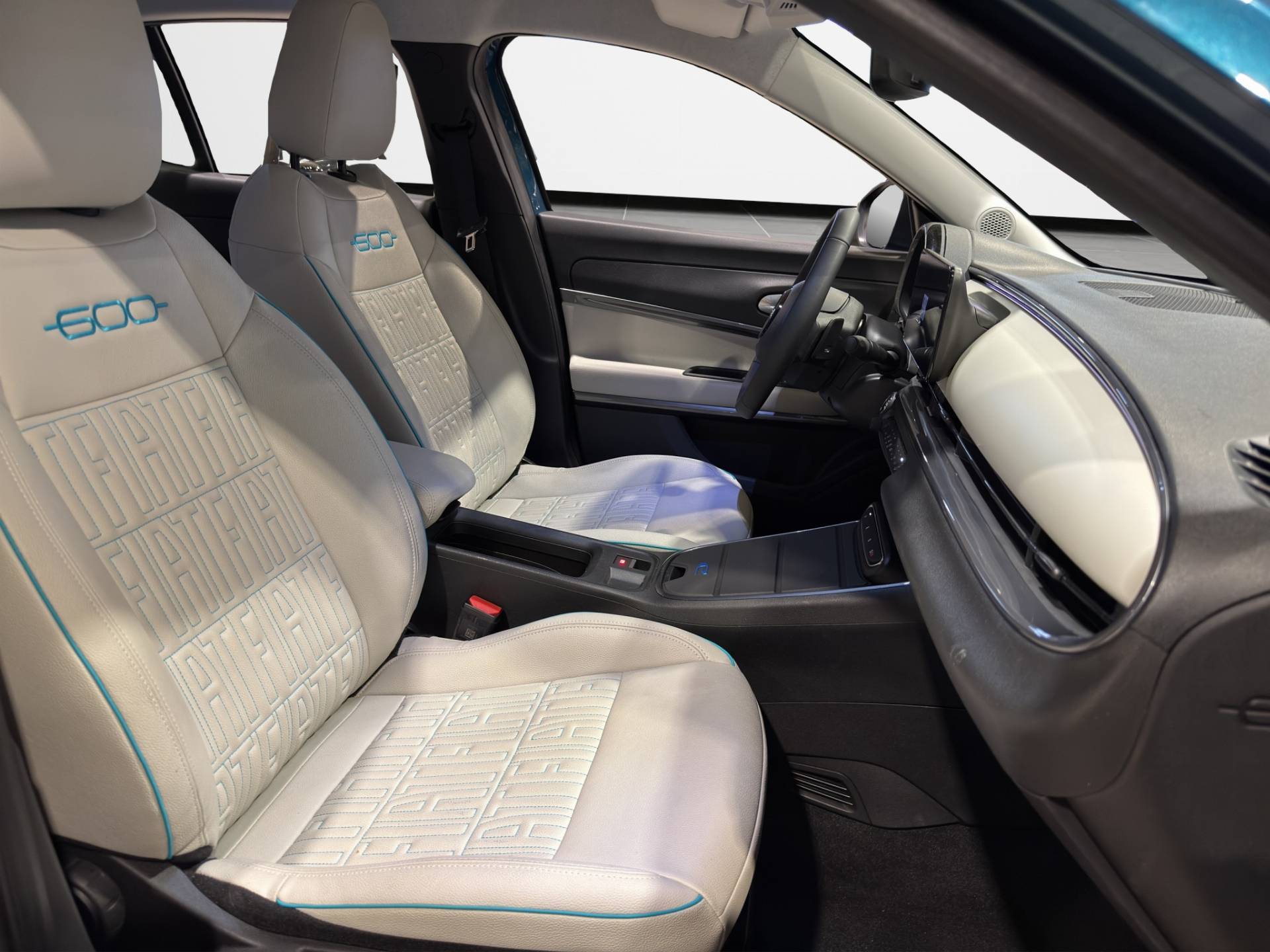 FIAT 600 600 1.2 hybrid La Prima 110cv auto usata in pronta consegna - Brandini