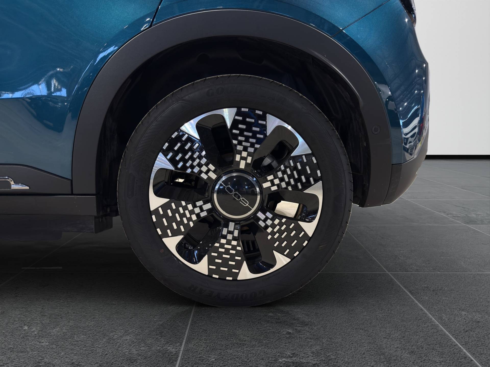 FIAT 600 600 1.2 hybrid La Prima 110cv auto usata in pronta consegna - Brandini