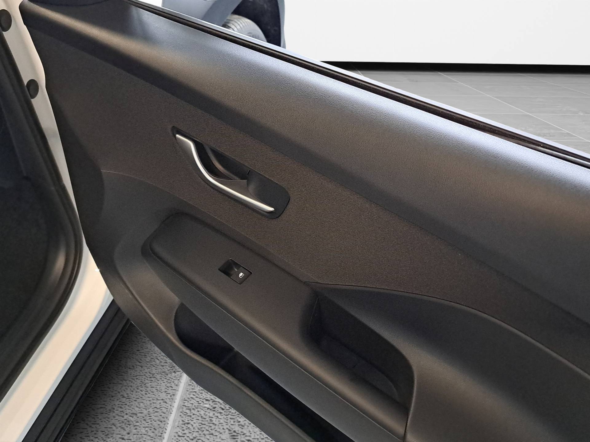 HYUNDAI Kona Kona 1.6 gdi hev Business Advanced Pack 2wd 138cv dct usata in pronta consegna - Brandini