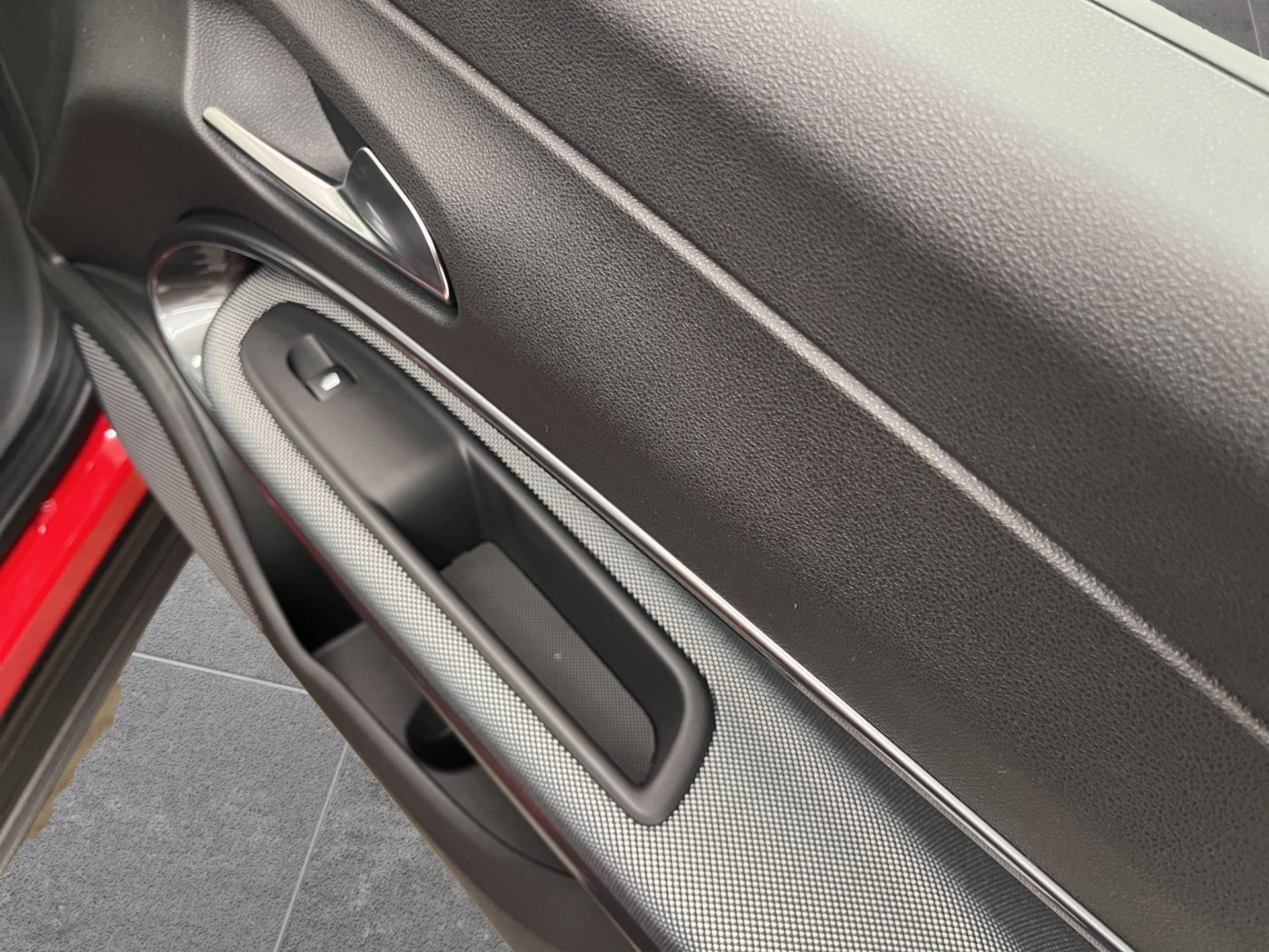 FIAT 600 600 1.2 hybrid Icon 145cv auto usata in pronta consegna - Brandini