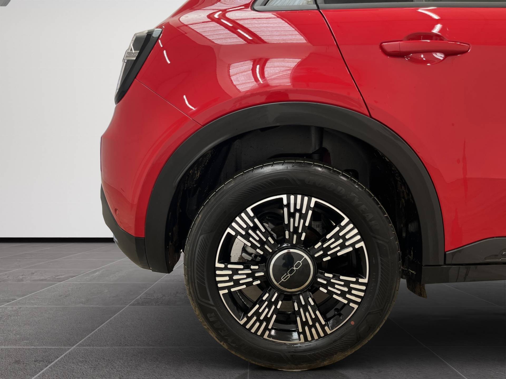 FIAT 600 600 1.2 hybrid Icon 145cv auto usata in pronta consegna - Brandini