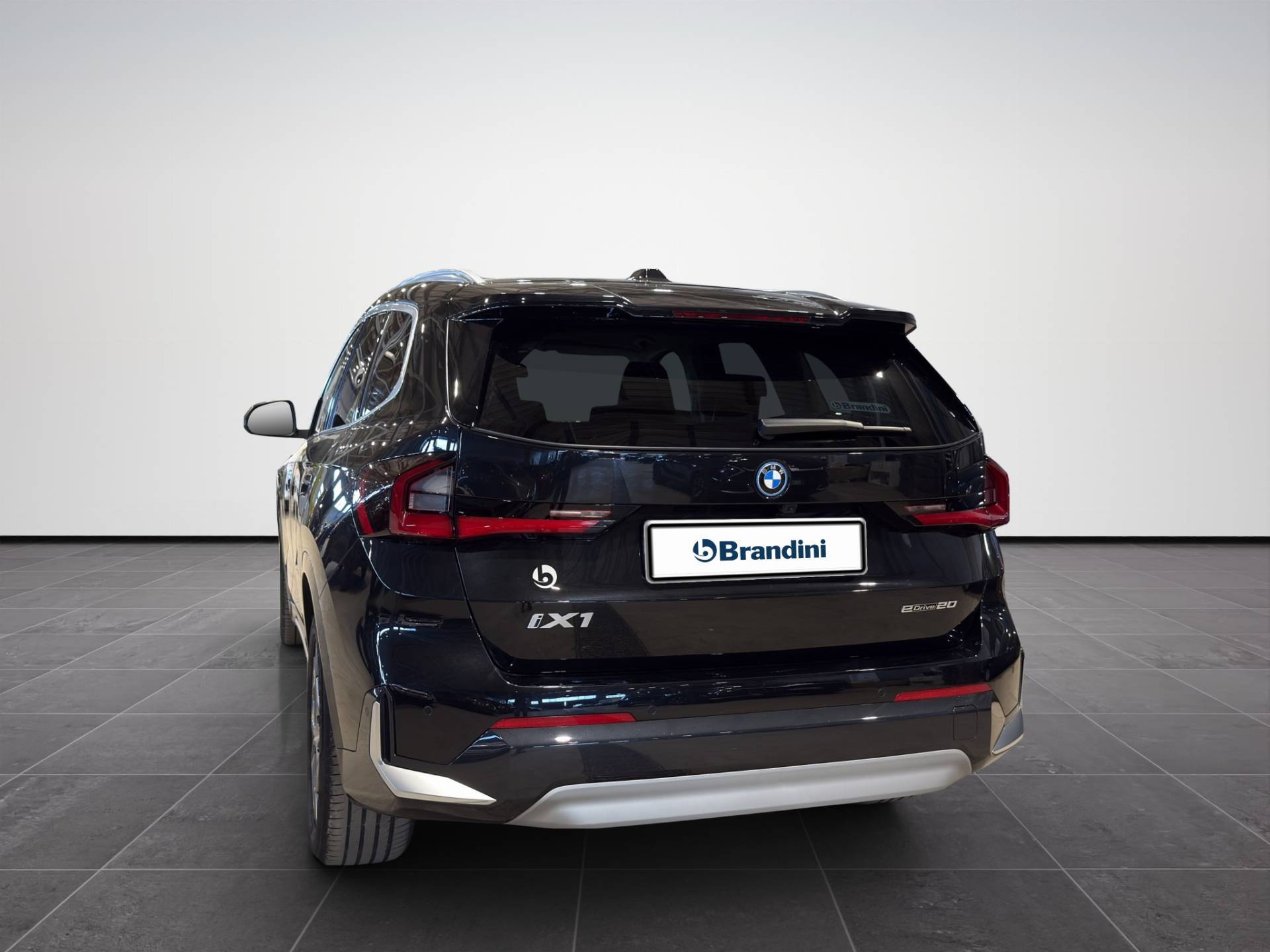 BMW X1 iX1 edrive 20 X-Line usata in pronta consegna - Brandini