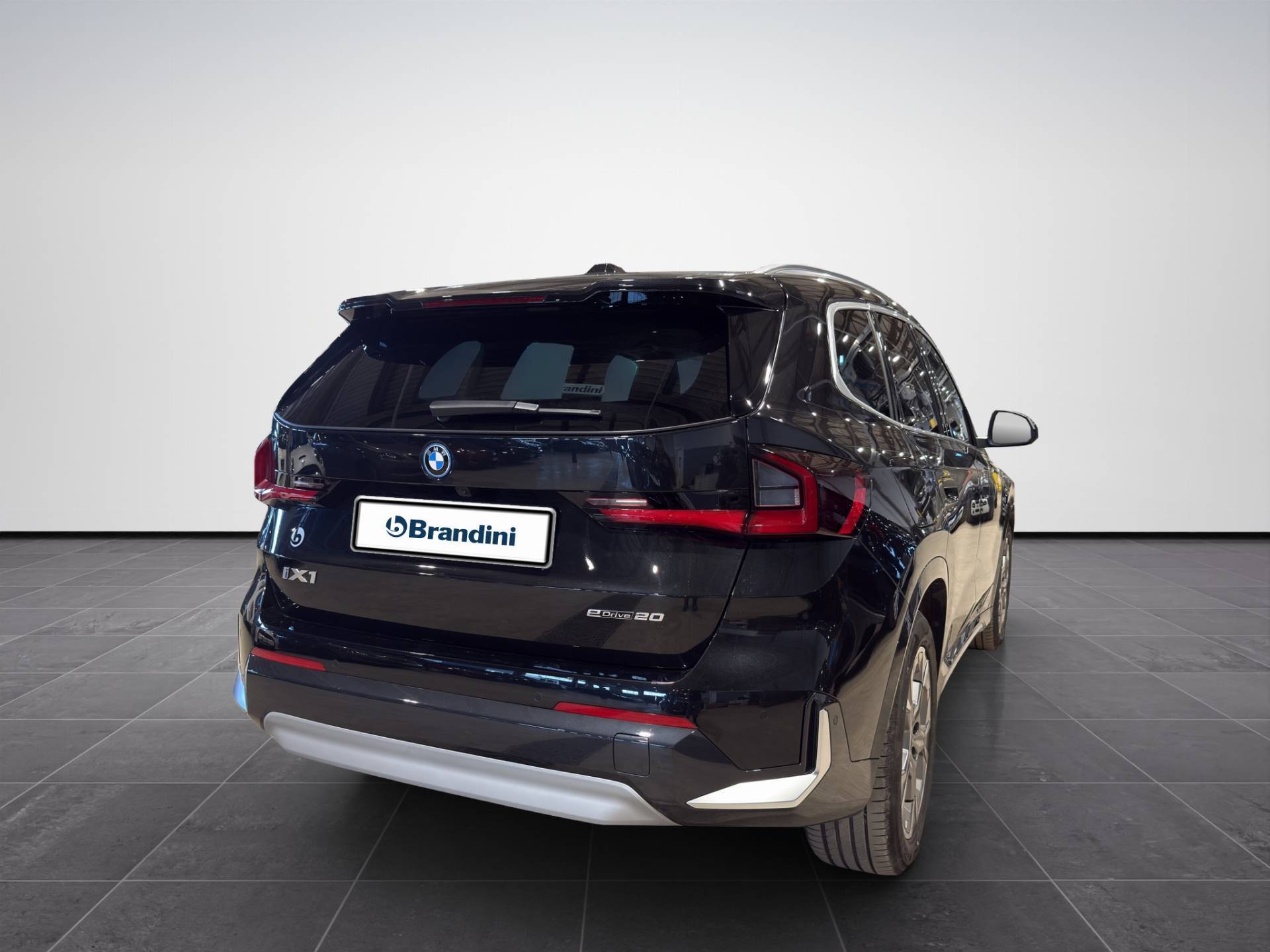 BMW X1 iX1 edrive 20 X-Line usata in pronta consegna - Brandini