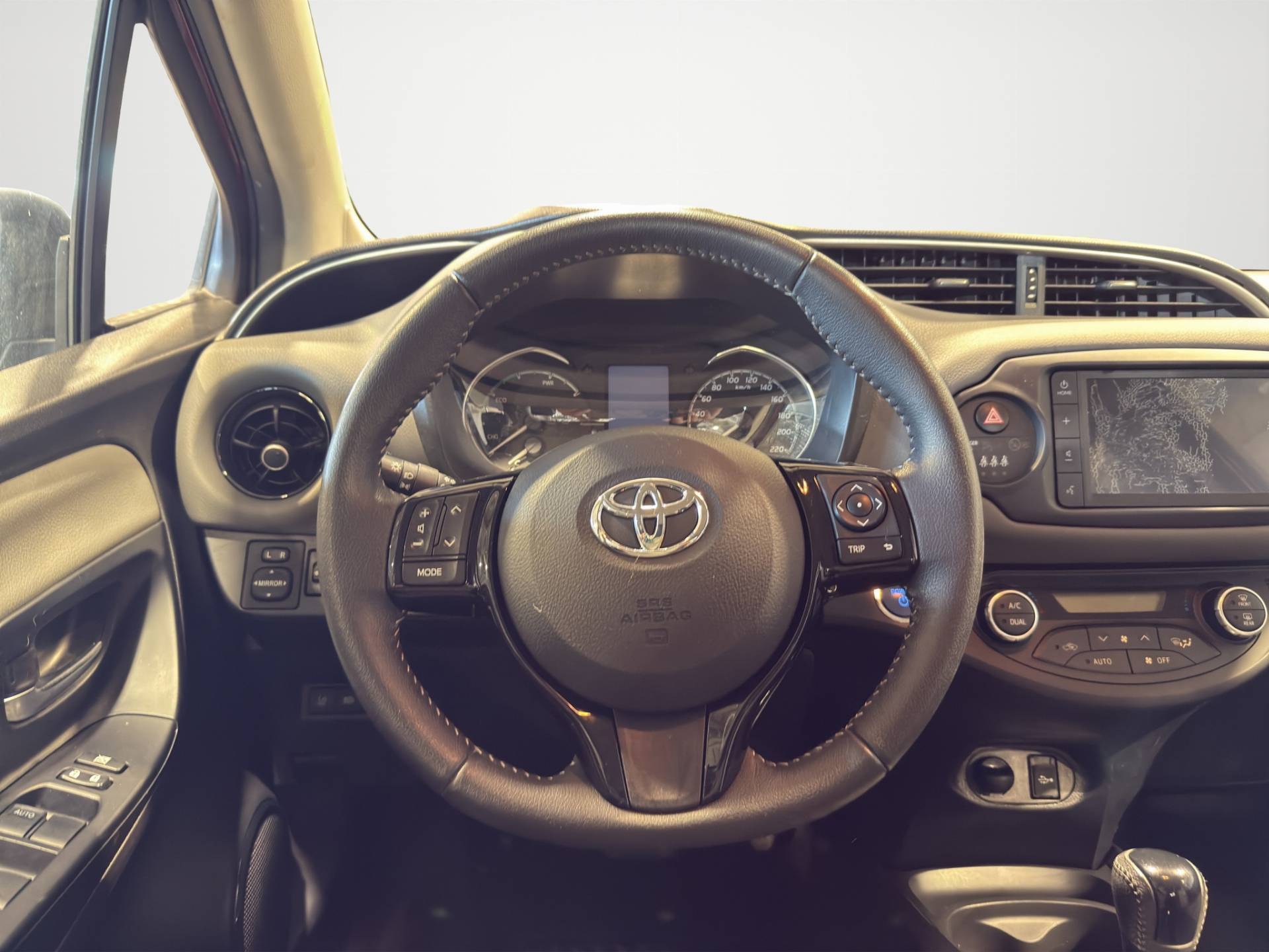 Auto Venduta - TOYOTA Yaris Yaris 5p 1.5 hybrid Active my18 usata in pronta consegna - Brandini