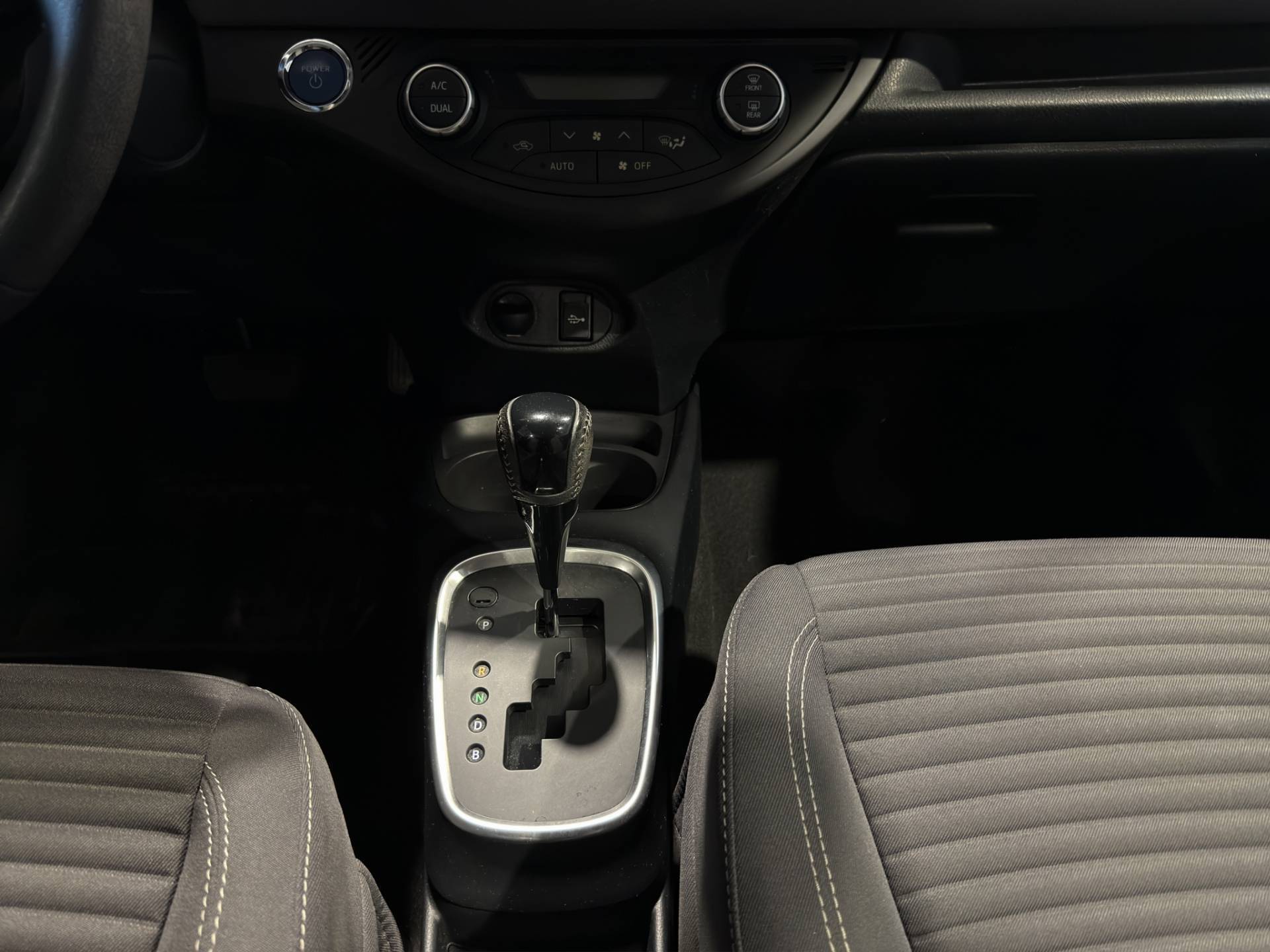 Auto Venduta - TOYOTA Yaris Yaris 5p 1.5 hybrid Active my18 usata in pronta consegna - Brandini