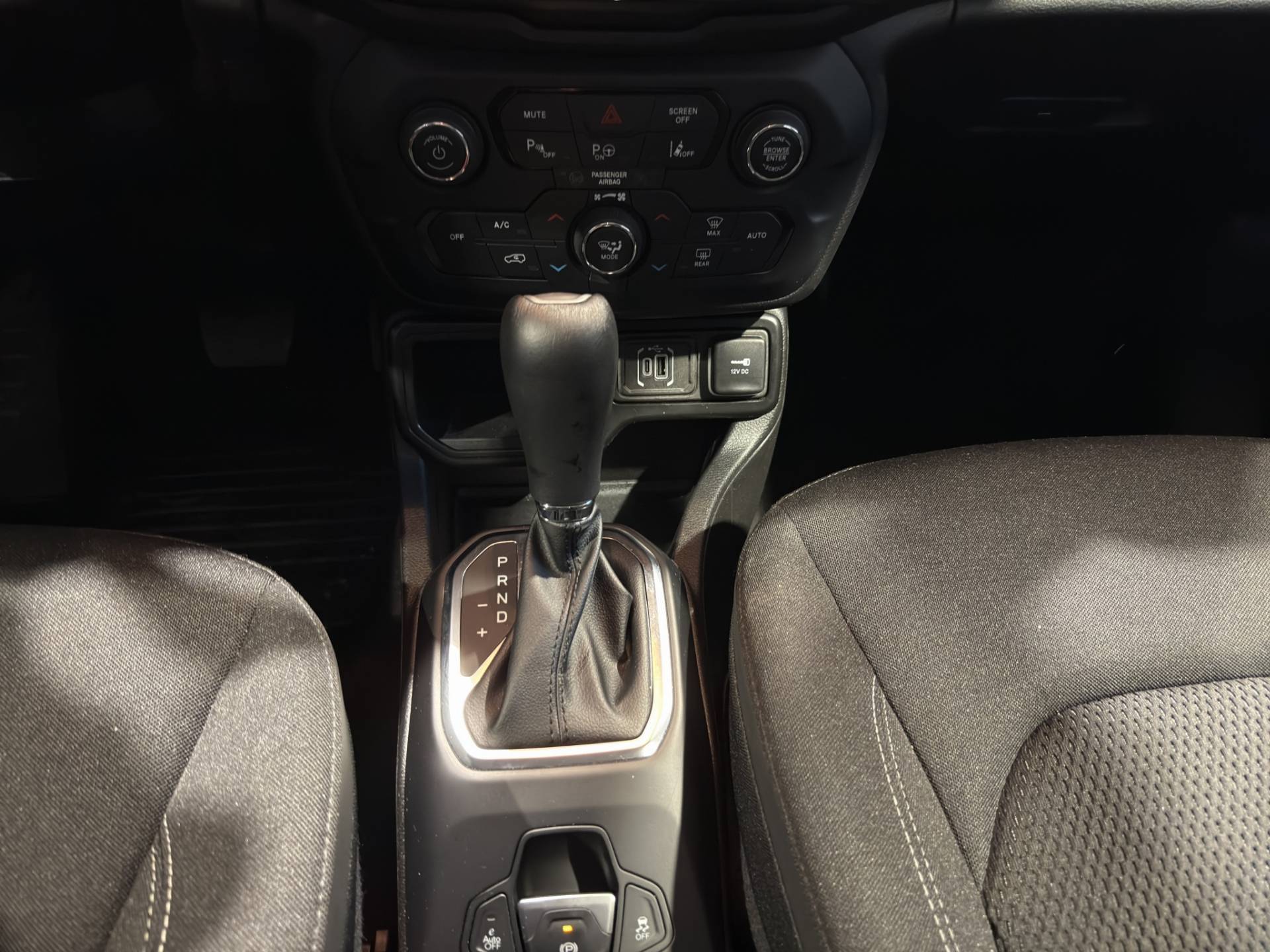 JEEP Renegade Renegade 1.5 turbo t4 mhev Summit 2wd dct usata in pronta consegna - Brandini