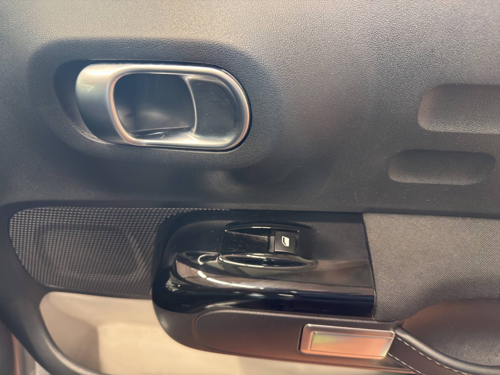 Auto Venduta - CITROEN C3 C3 1.2 puretech Shine s&s 83cv neopatentati usata in pronta consegna - Brandini