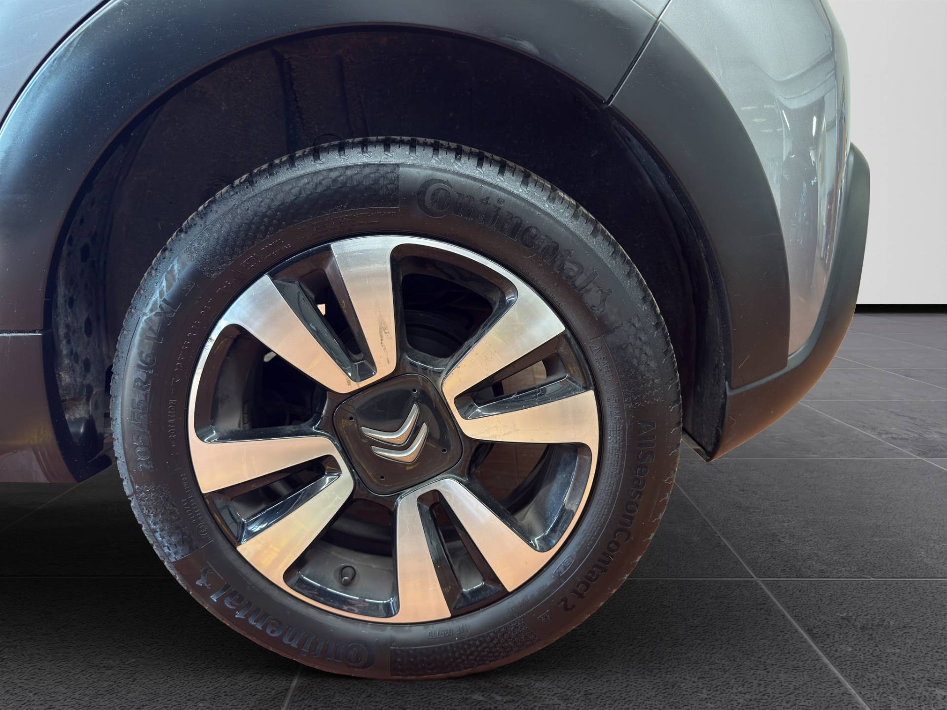 Auto Venduta - CITROEN C3 C3 1.2 puretech Shine s&s 83cv neopatentati usata in pronta consegna - Brandini