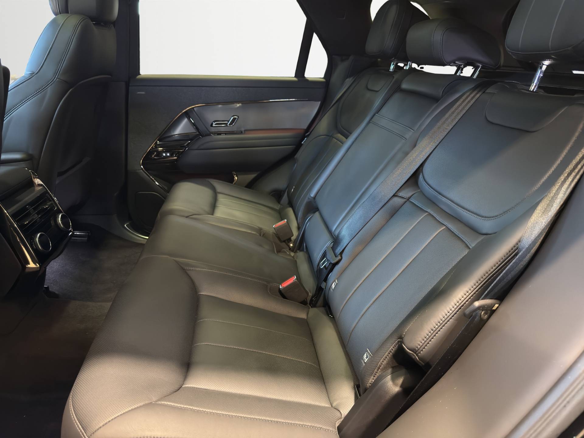 LAND ROVER Range Rover Sport Range Rover Sport 3.0d i6 mhev Dynamic SE awd 249cv auto usata in pronta consegna - Brandini