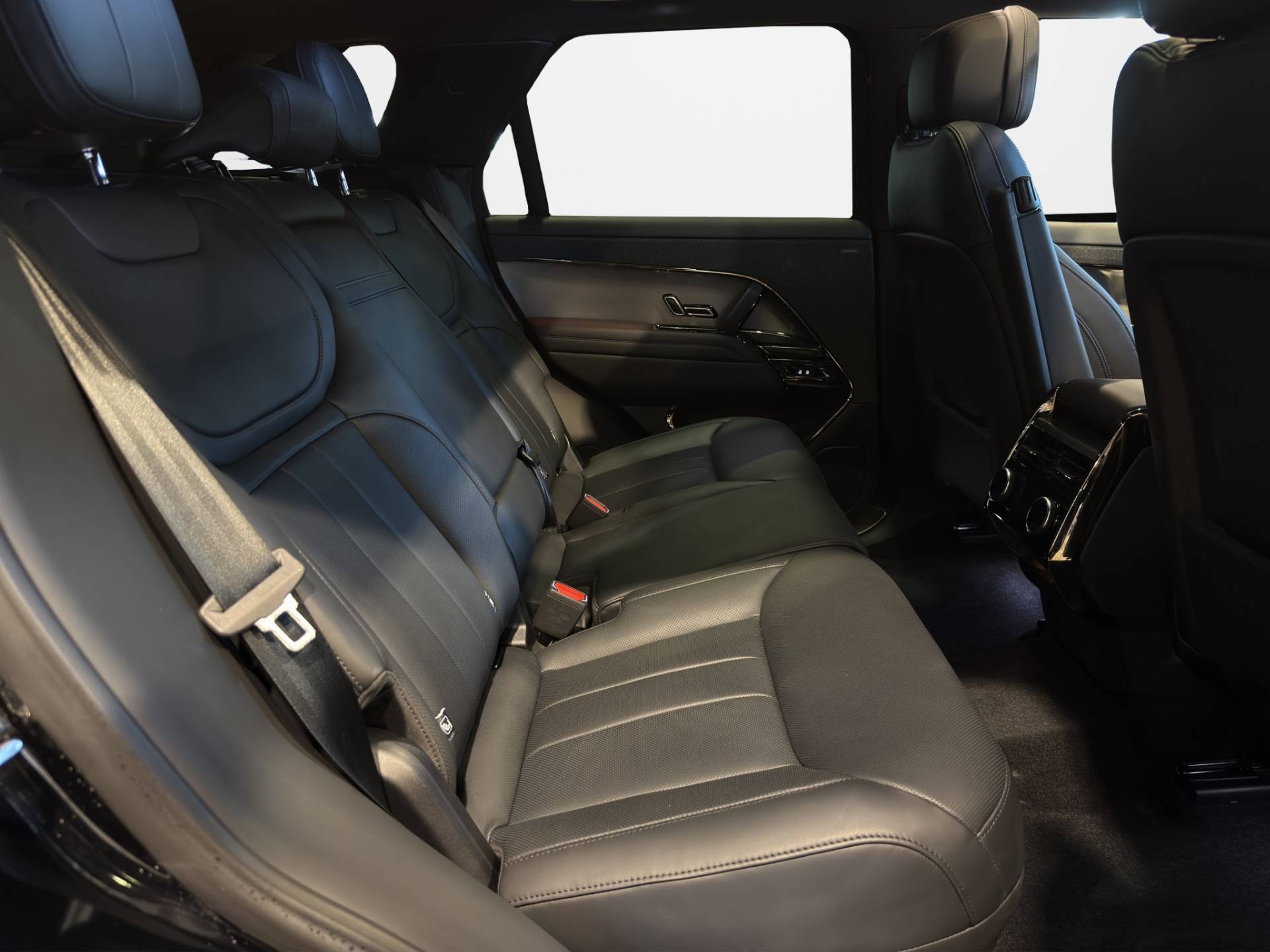 LAND ROVER Range Rover Sport Range Rover Sport 3.0d i6 mhev Dynamic SE awd 249cv auto usata in pronta consegna - Brandini