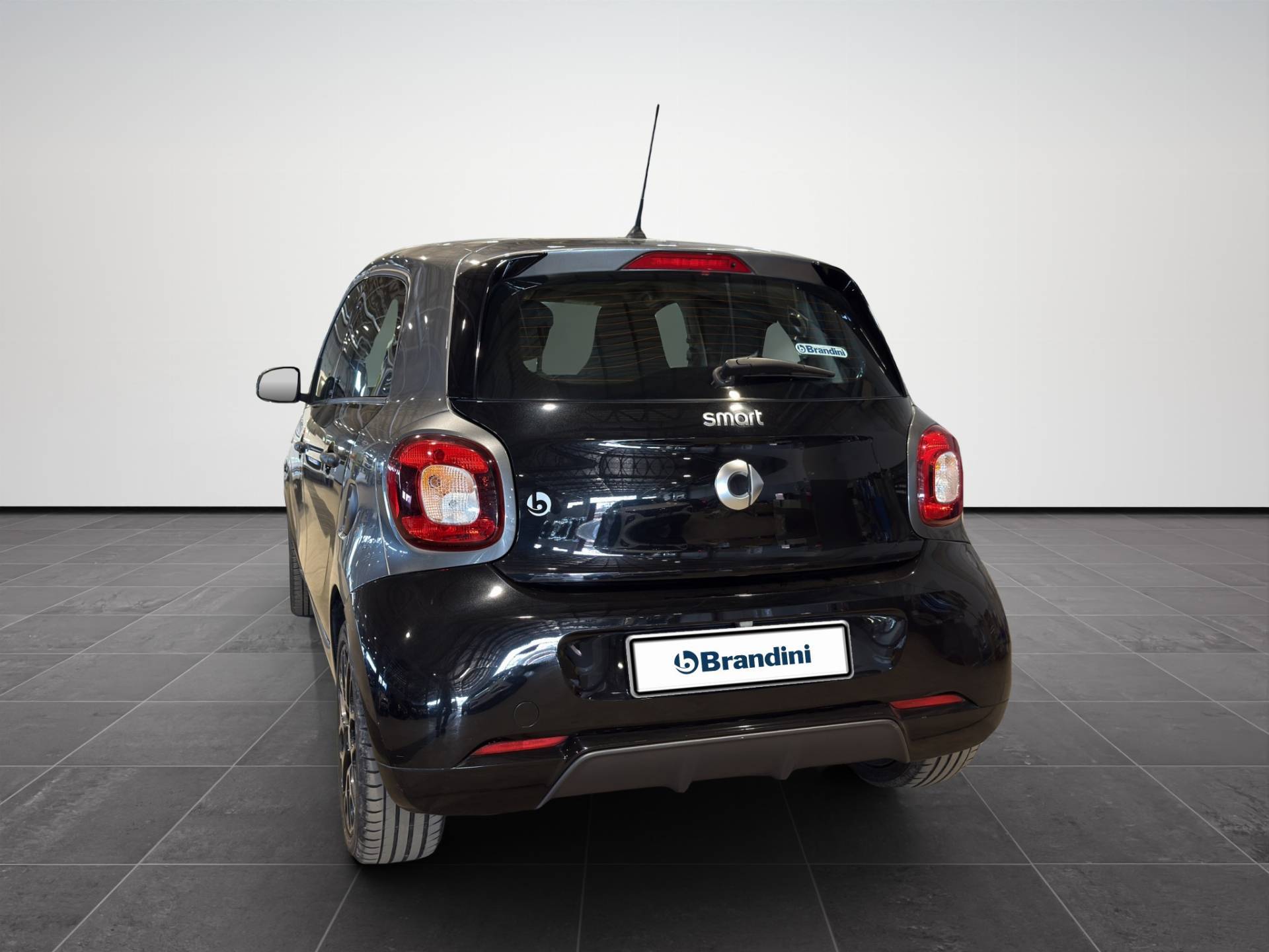 SMART Forfour Forfour 1.0 Passion 71cv twinamic my18 usata in pronta consegna - Brandini