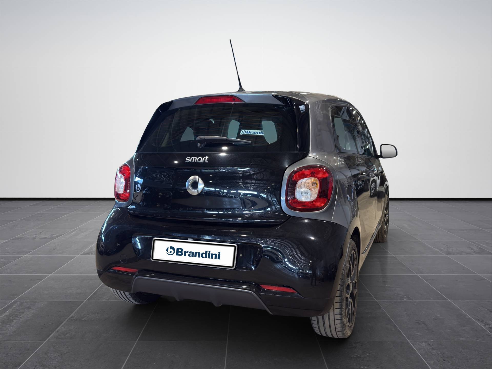SMART Forfour Forfour 1.0 Passion 71cv twinamic my18 usata in pronta consegna - Brandini