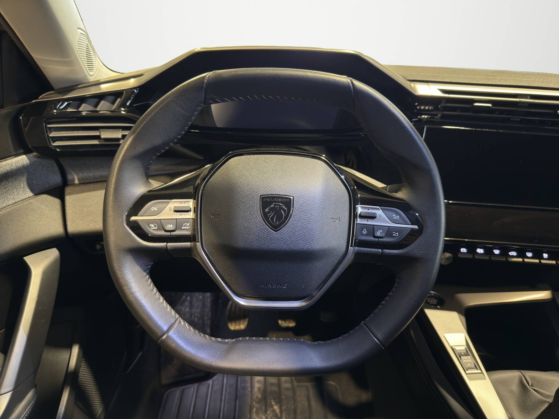 PEUGEOT 308 308 1.2 puretech t Allure Pack s&s 130cv usata in pronta consegna - Brandini