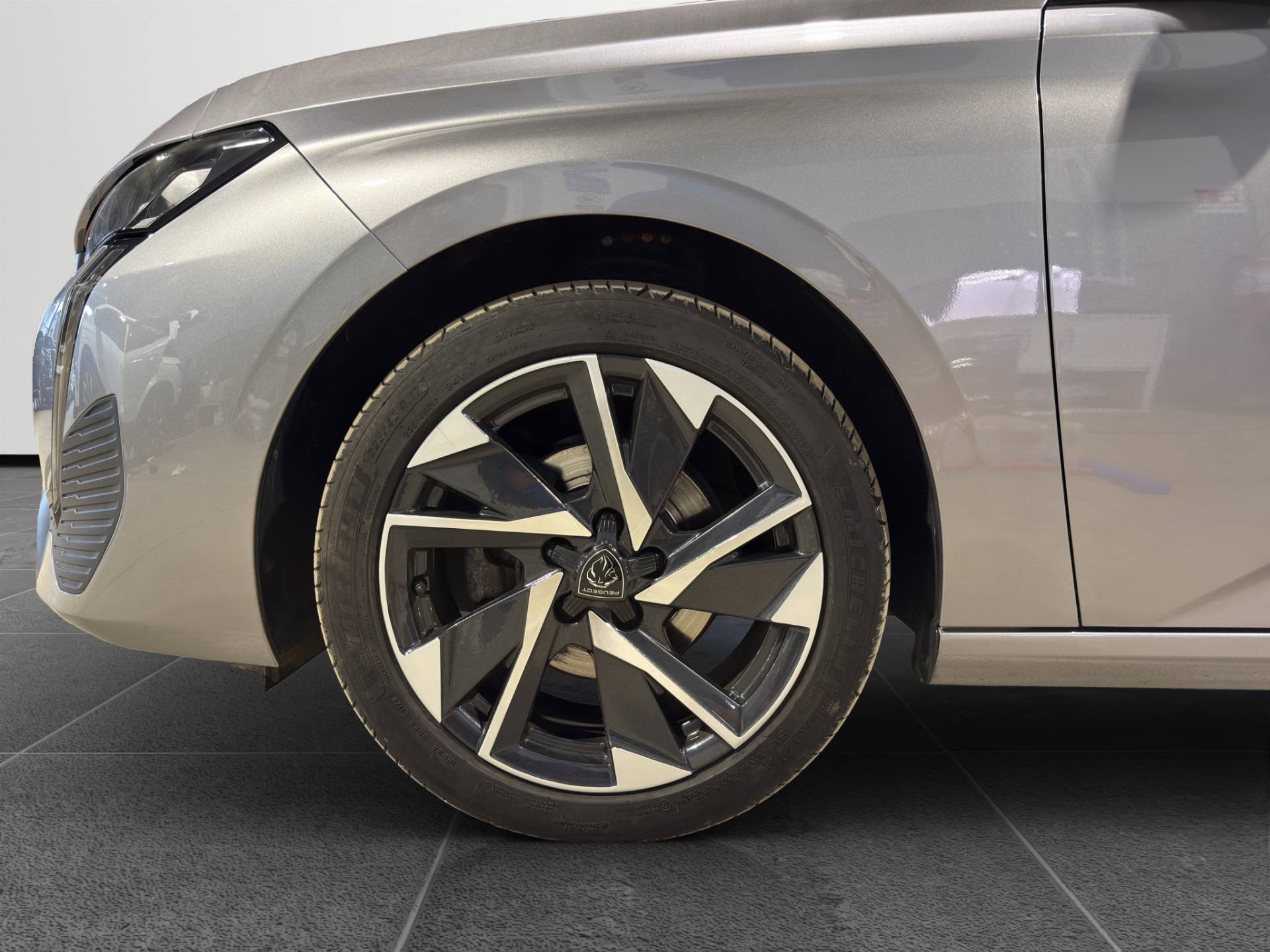 PEUGEOT 308 308 1.2 puretech t Allure Pack s&s 130cv usata in pronta consegna - Brandini