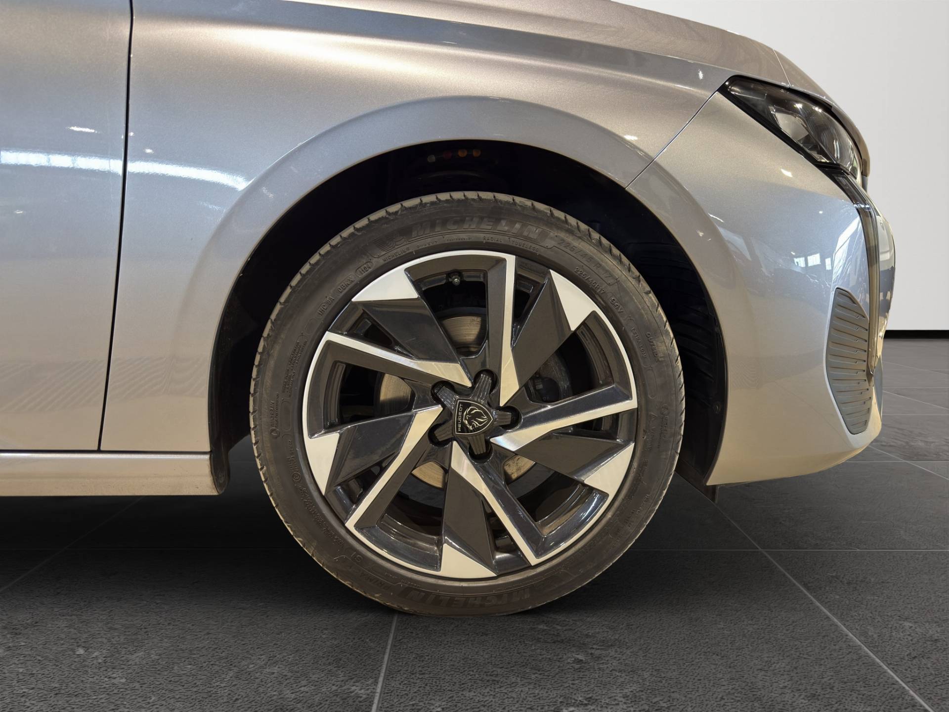 PEUGEOT 308 308 1.2 puretech t Allure Pack s&s 130cv usata in pronta consegna - Brandini