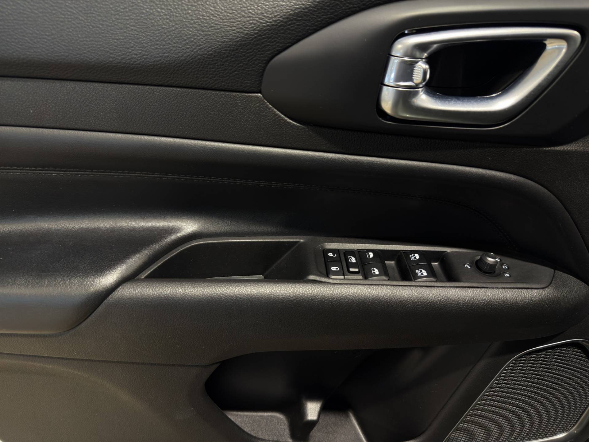 Auto Venduta - JEEP Compass Compass 1.5 turbo t4 mhev Limited 2wd 130cv dct usata in pronta consegna - Brandini