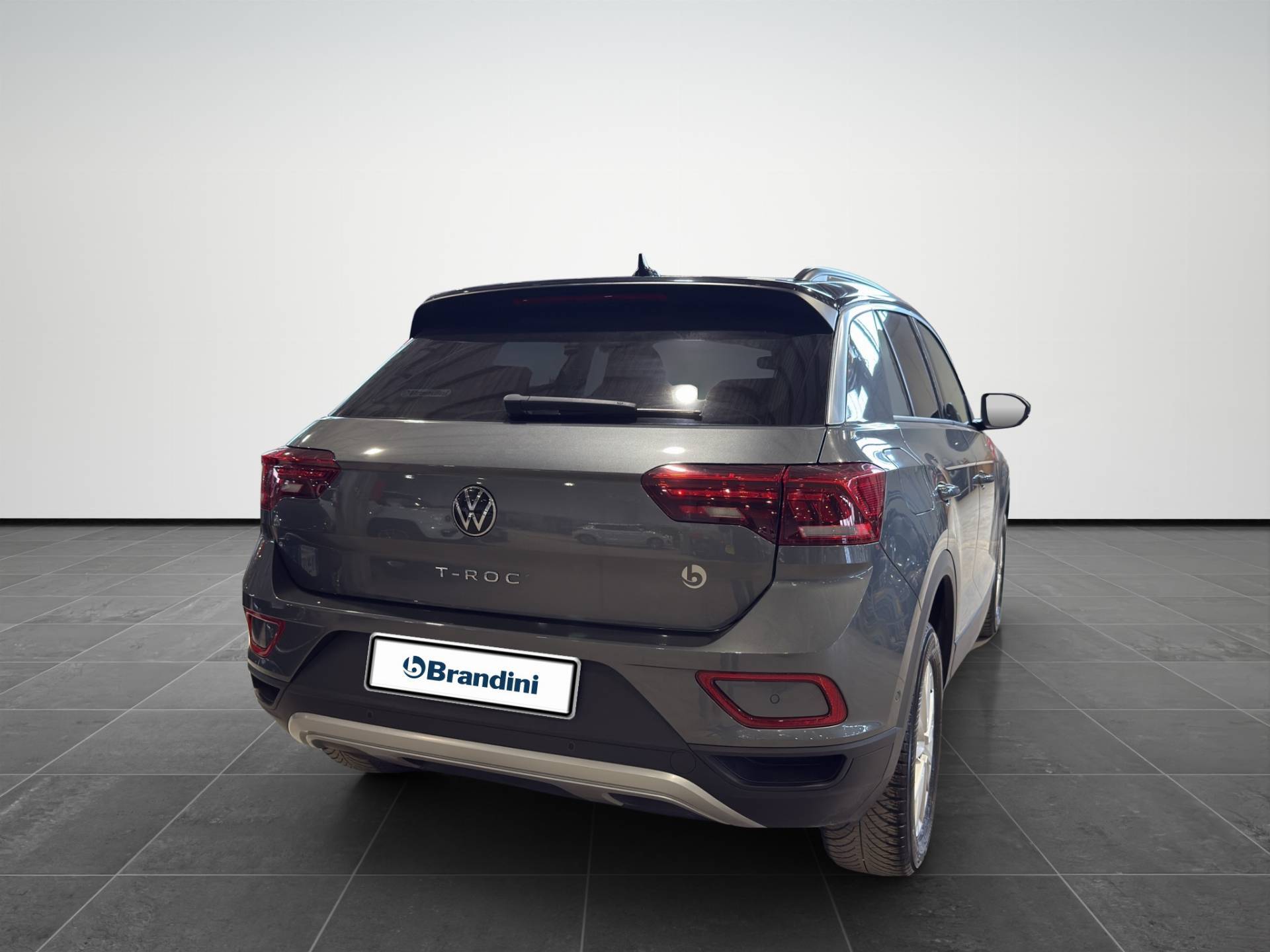 VOLKSWAGEN T-Roc T-Roc 2.0 tdi scr Life 115cv usata in pronta consegna - Brandini