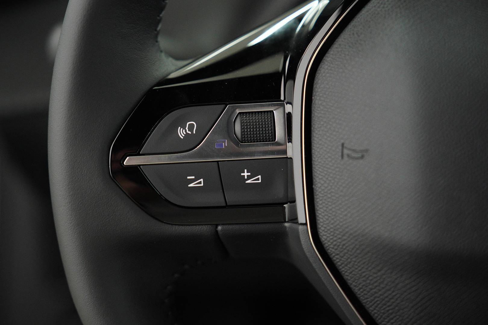 PEUGEOT 2008 2008 1.2 puretech Allure s&s 100cv usata in pronta consegna - Brandini