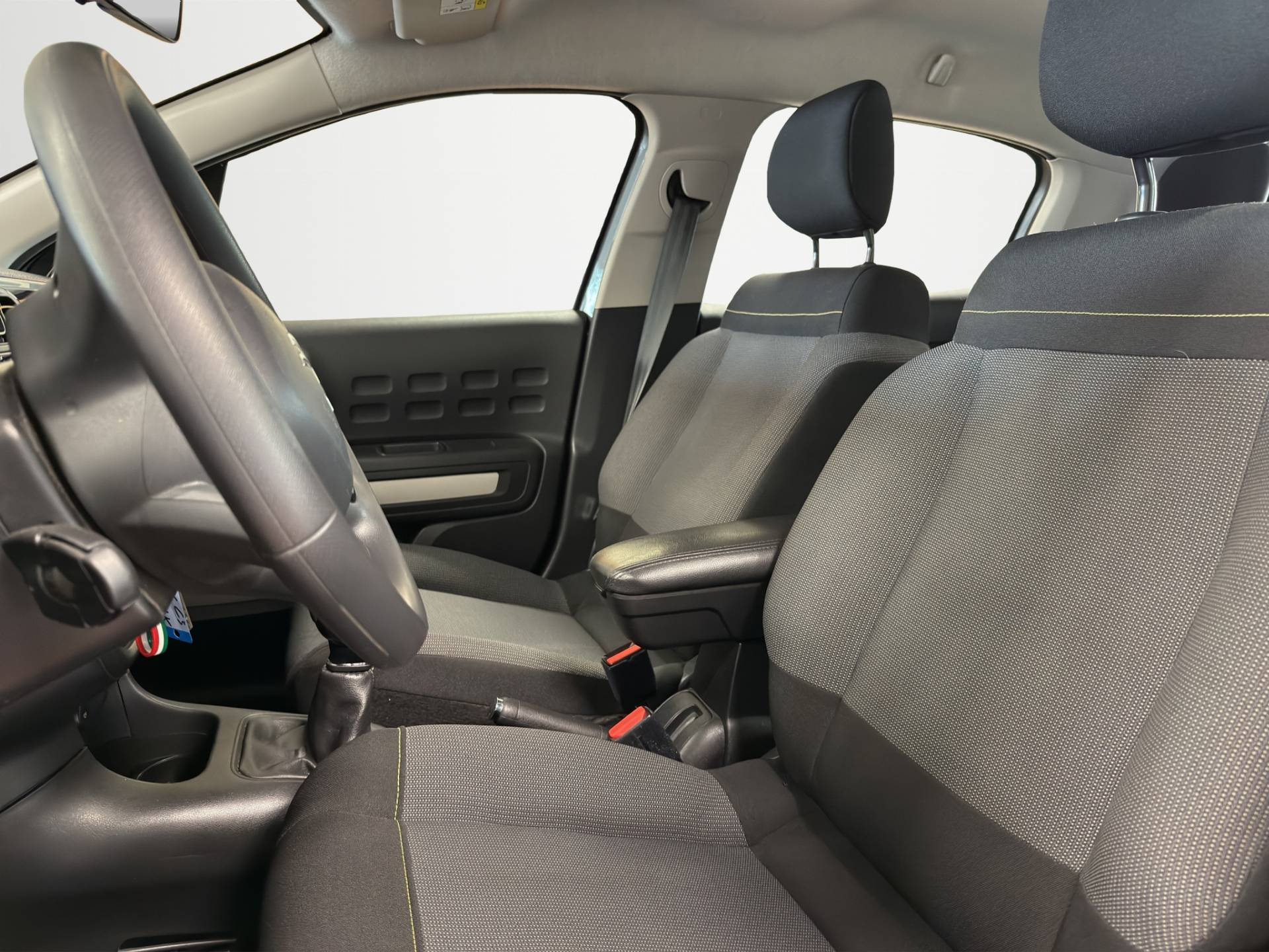 Auto Venduta - CITROEN C3 C3 1.2 puretech Feel s&s 83cv usata in pronta consegna - Brandini