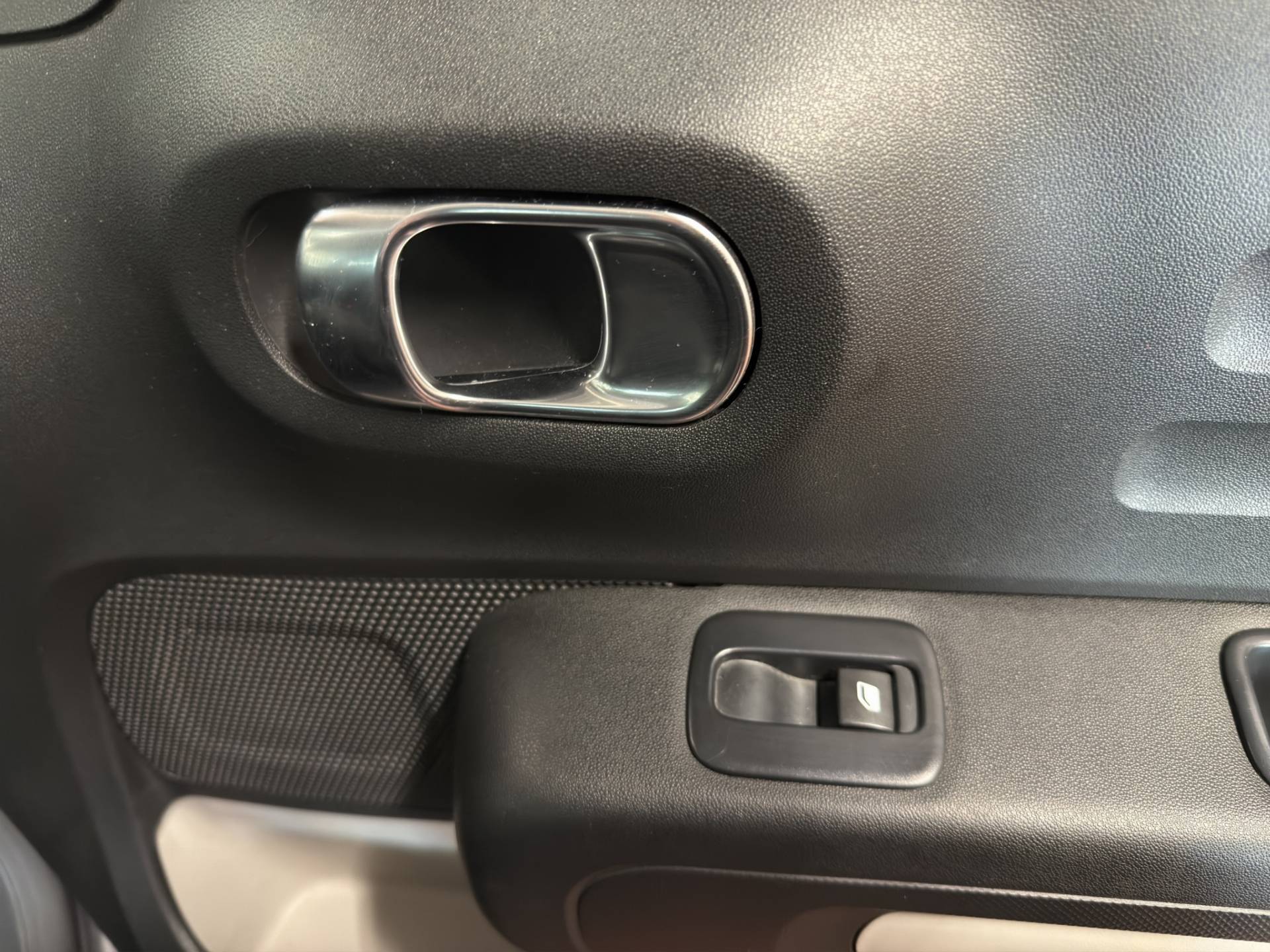 Auto Venduta - CITROEN C3 C3 1.2 puretech Feel s&s 83cv usata in pronta consegna - Brandini