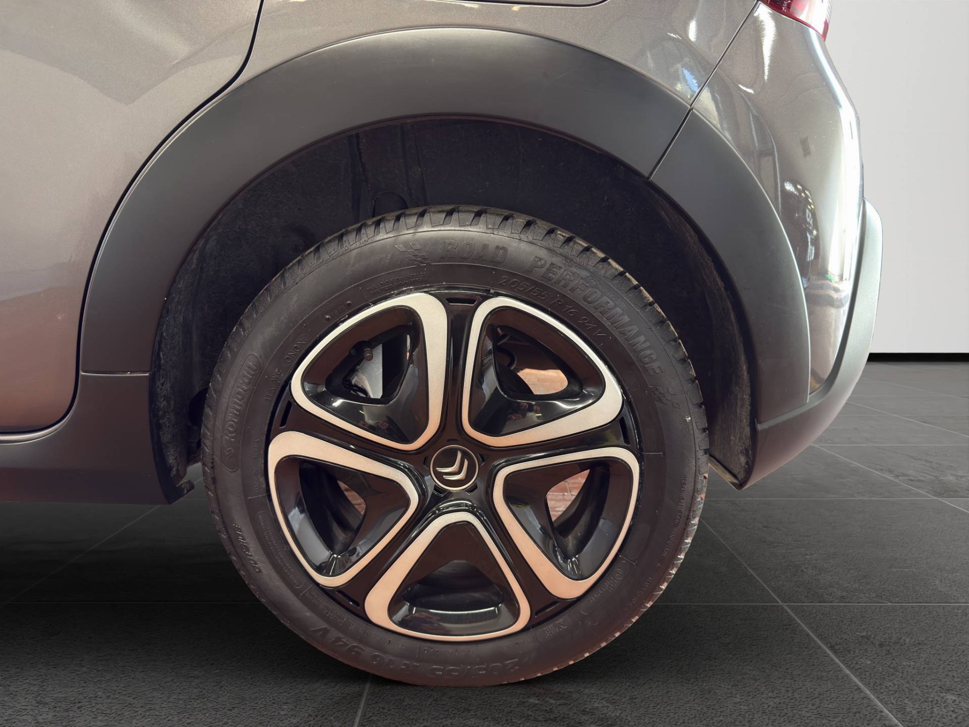 Auto Venduta - CITROEN C3 C3 1.2 puretech Feel s&s 83cv usata in pronta consegna - Brandini