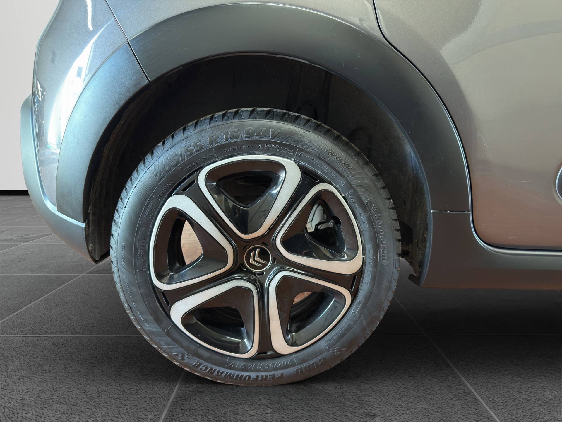 Auto Venduta - CITROEN C3 C3 1.2 puretech Feel s&s 83cv usata in pronta consegna - Brandini