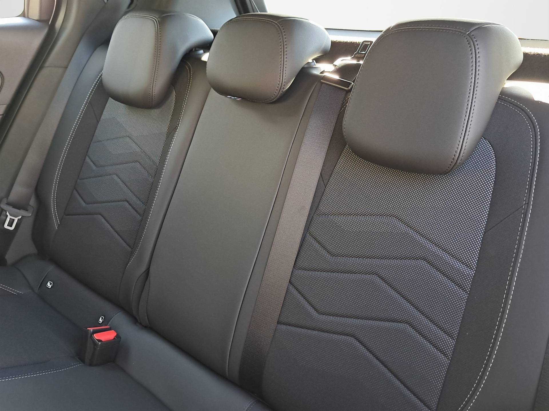 JEEP Avenger Avenger 1.2 turbo Altitude fwd 100cv usata in pronta consegna - Brandini