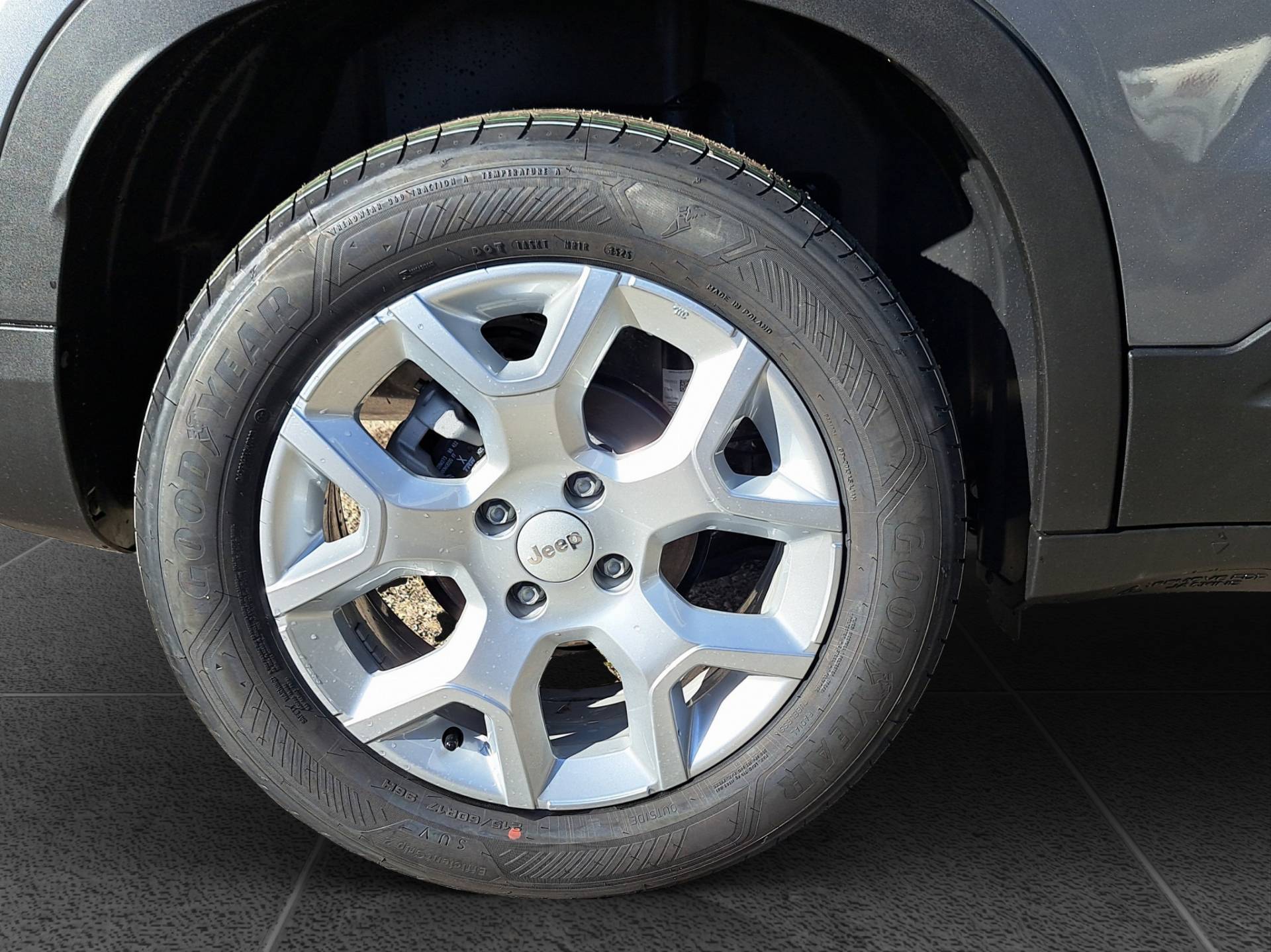 JEEP Avenger Avenger 1.2 turbo Altitude fwd 100cv usata in pronta consegna - Brandini