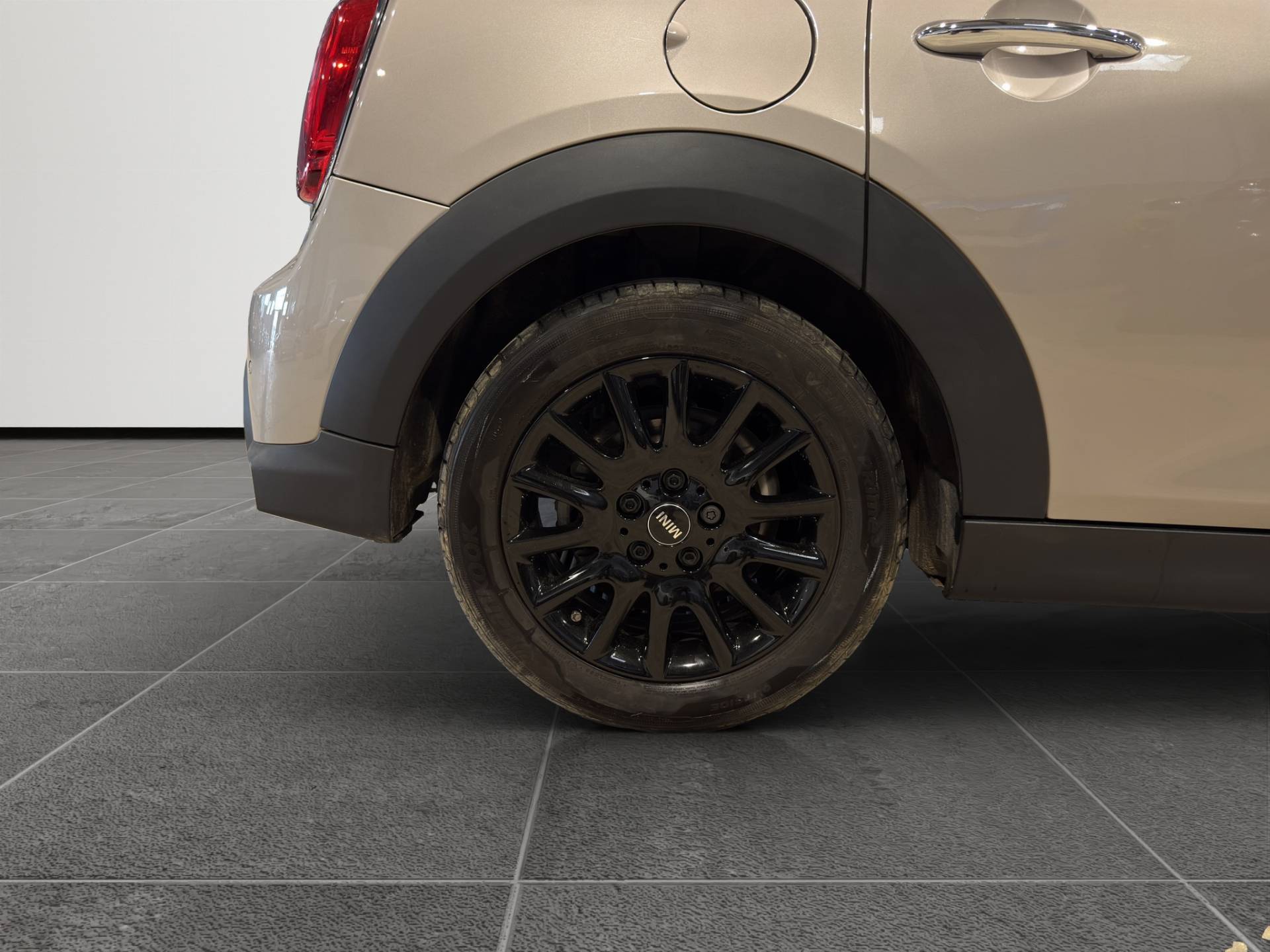 MINI Mini Mini 5p 1.5 Cooper Classic auto usata in pronta consegna - Brandini