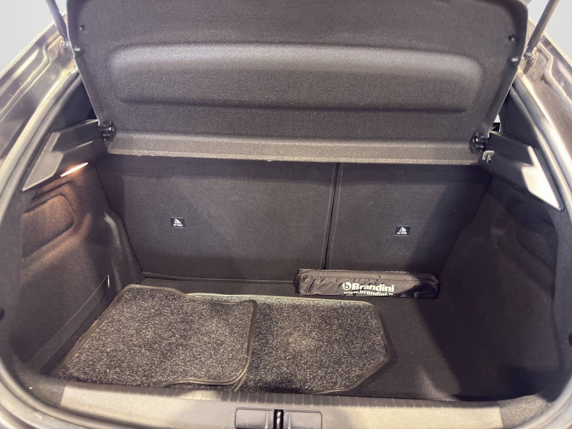 Auto Venduta - PEUGEOT 208 208 1.2 puretech Active Pack s&s 100cv usata in pronta consegna - Brandini