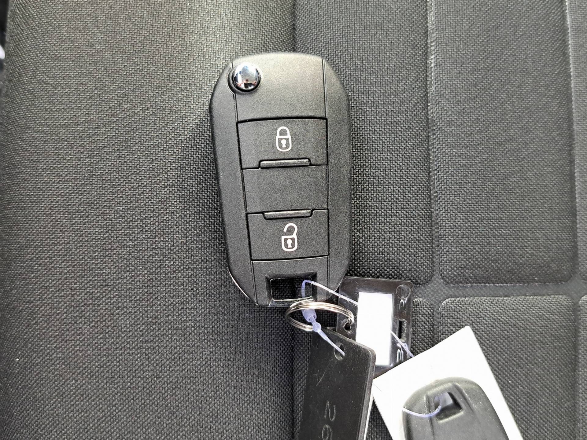 CITROEN NUOVA C3 C3 1.2 hybrid Plus 100cv e-dct usata in pronta consegna - Brandini