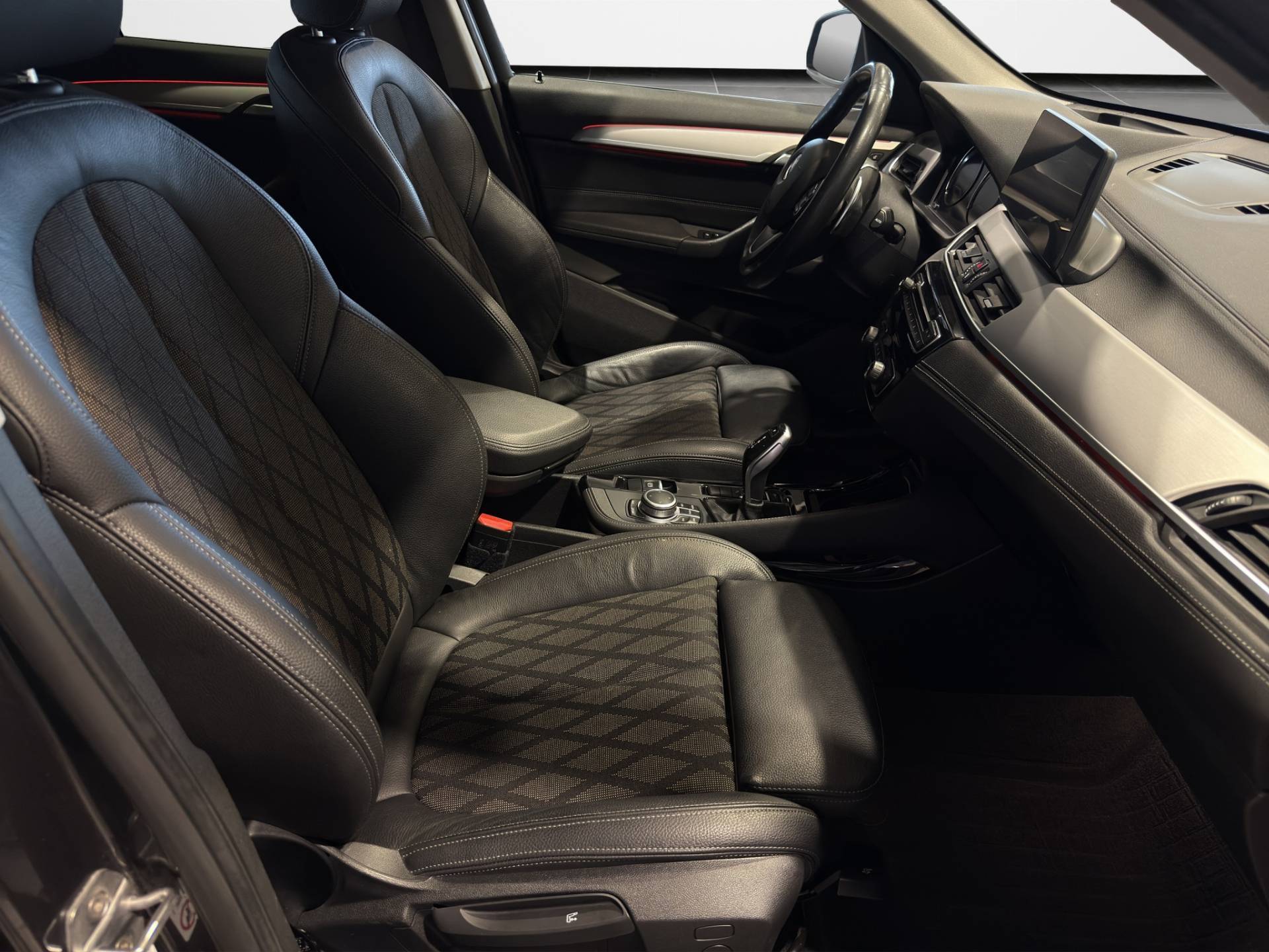 BMW X1 X1 sdrive18d xLine auto usata in pronta consegna - Brandini