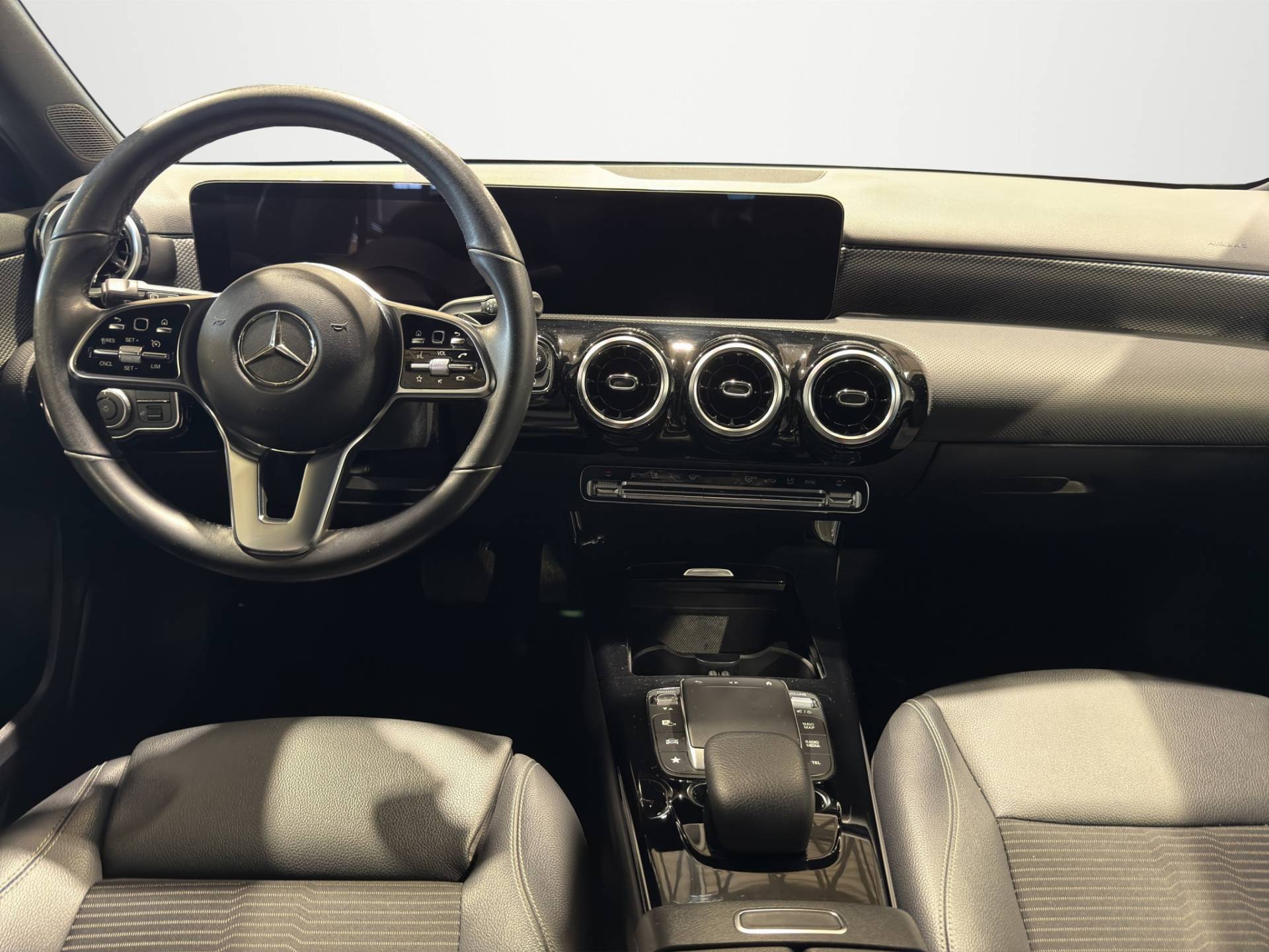 MERCEDES Classe A A 180 d Sport auto usata in pronta consegna - Brandini