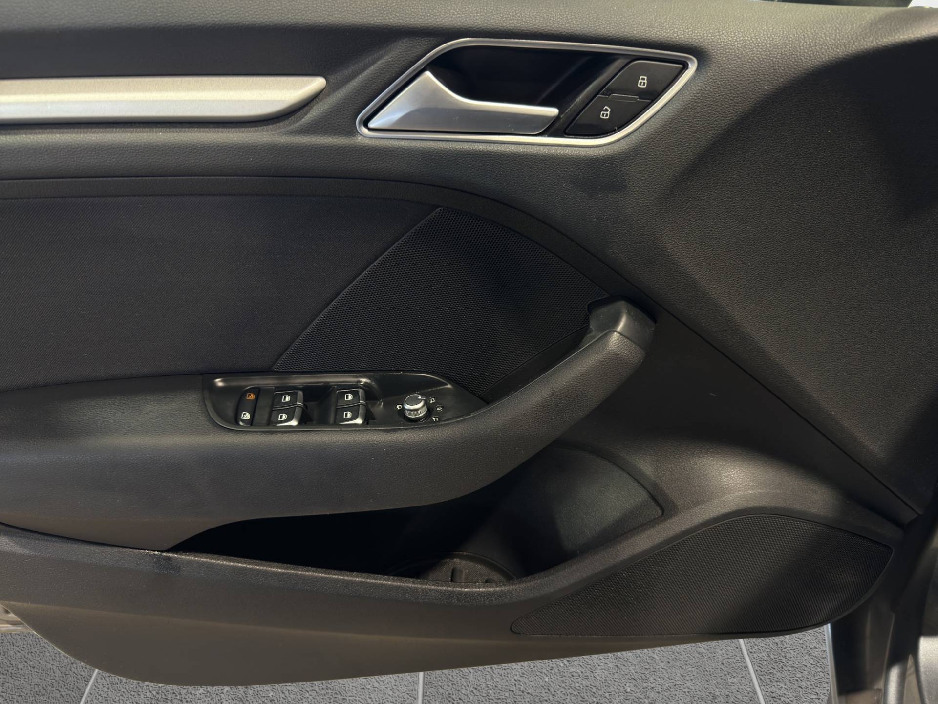 AUDI A3 A3 Sportback 1.2 tfsi Ambition 110cv s-tronic E6 usata in pronta consegna - Brandini