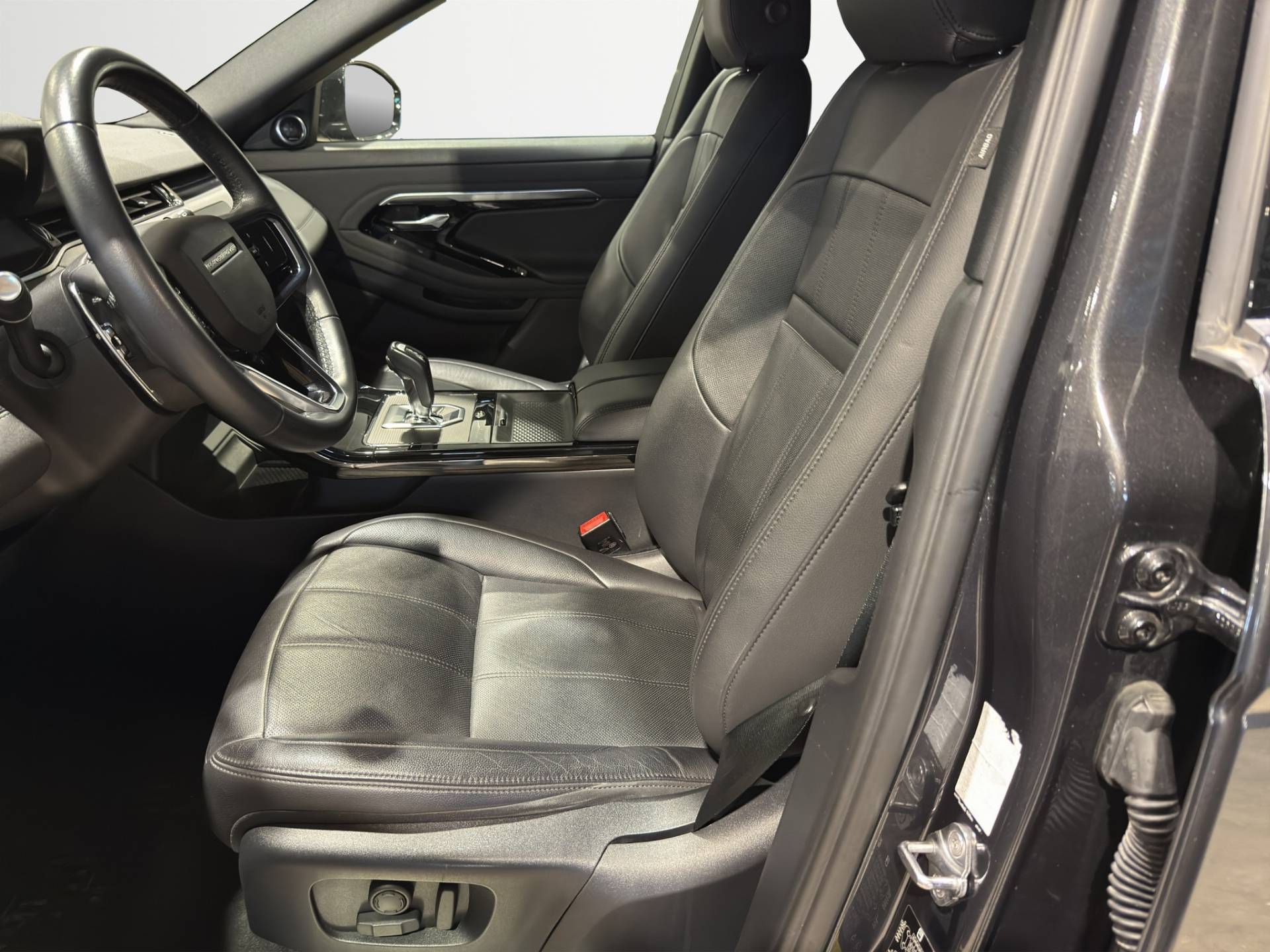 LAND ROVER Range Rover Evoque Evoque 2.0d i4 mhev Dynamic SE awd 163cv auto usata in pronta consegna - Brandini