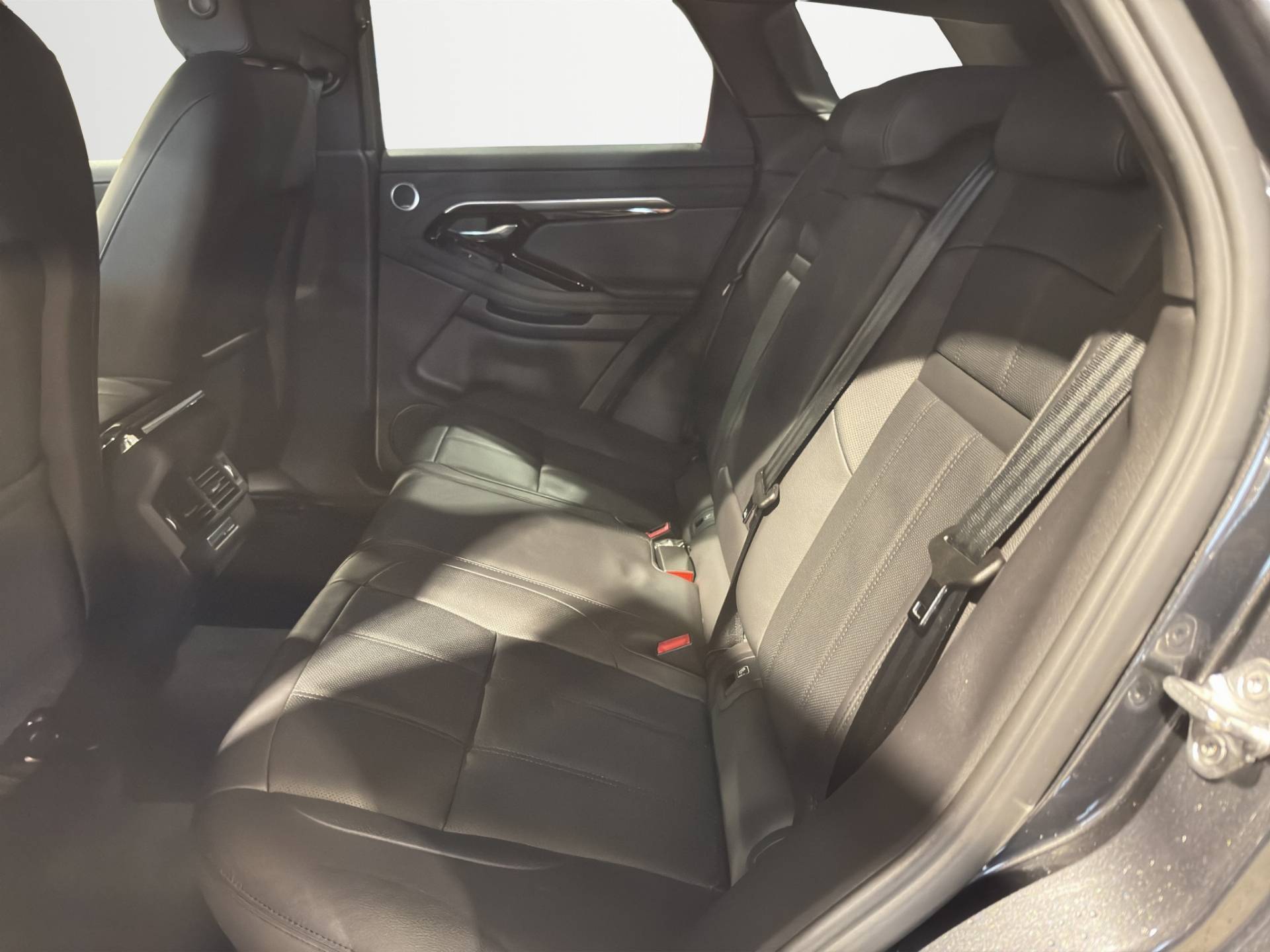 LAND ROVER Range Rover Evoque Evoque 2.0d i4 mhev Dynamic SE awd 163cv auto usata in pronta consegna - Brandini