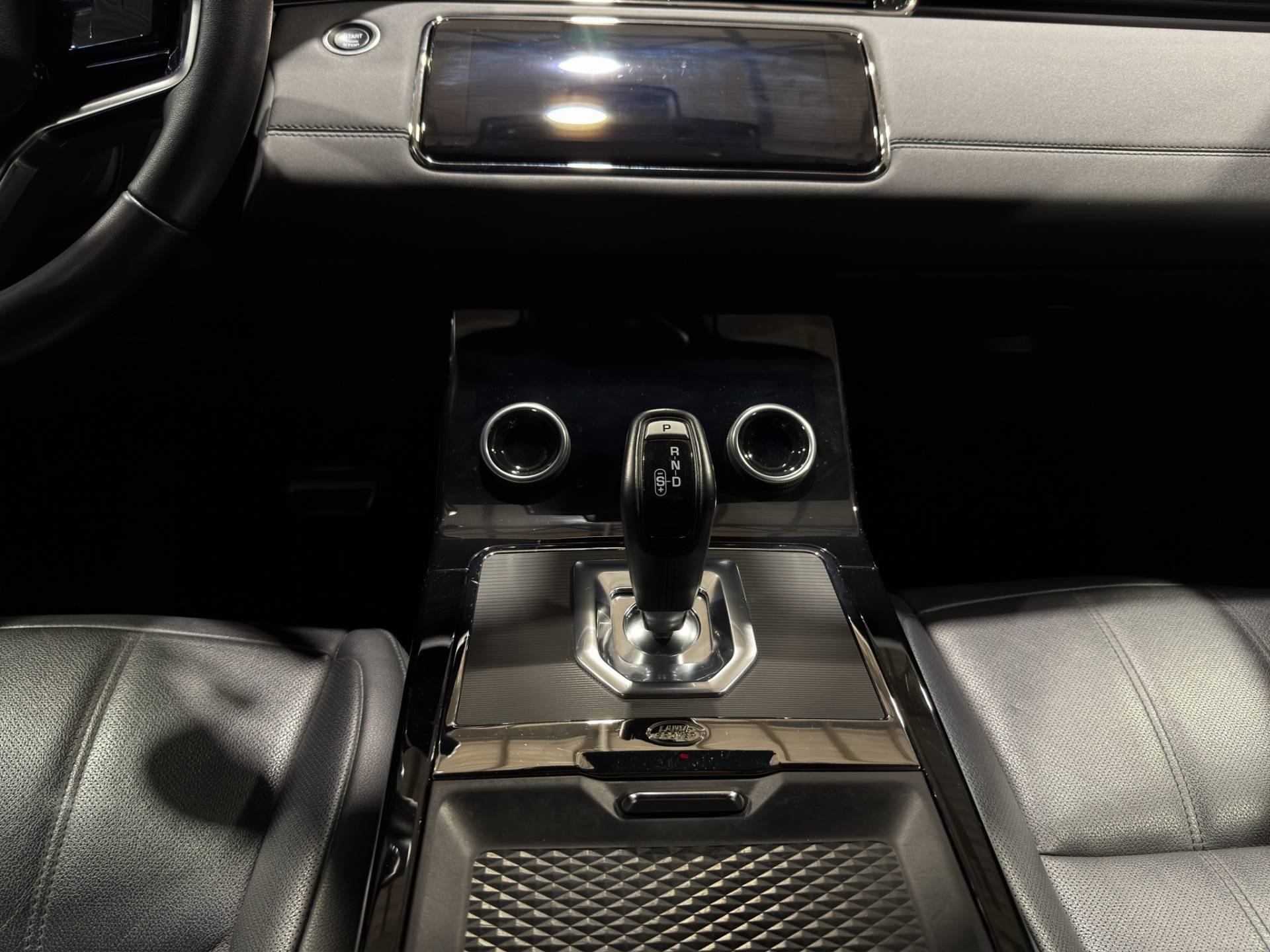 LAND ROVER Range Rover Evoque Evoque 2.0d i4 mhev Dynamic SE awd 163cv auto usata in pronta consegna - Brandini