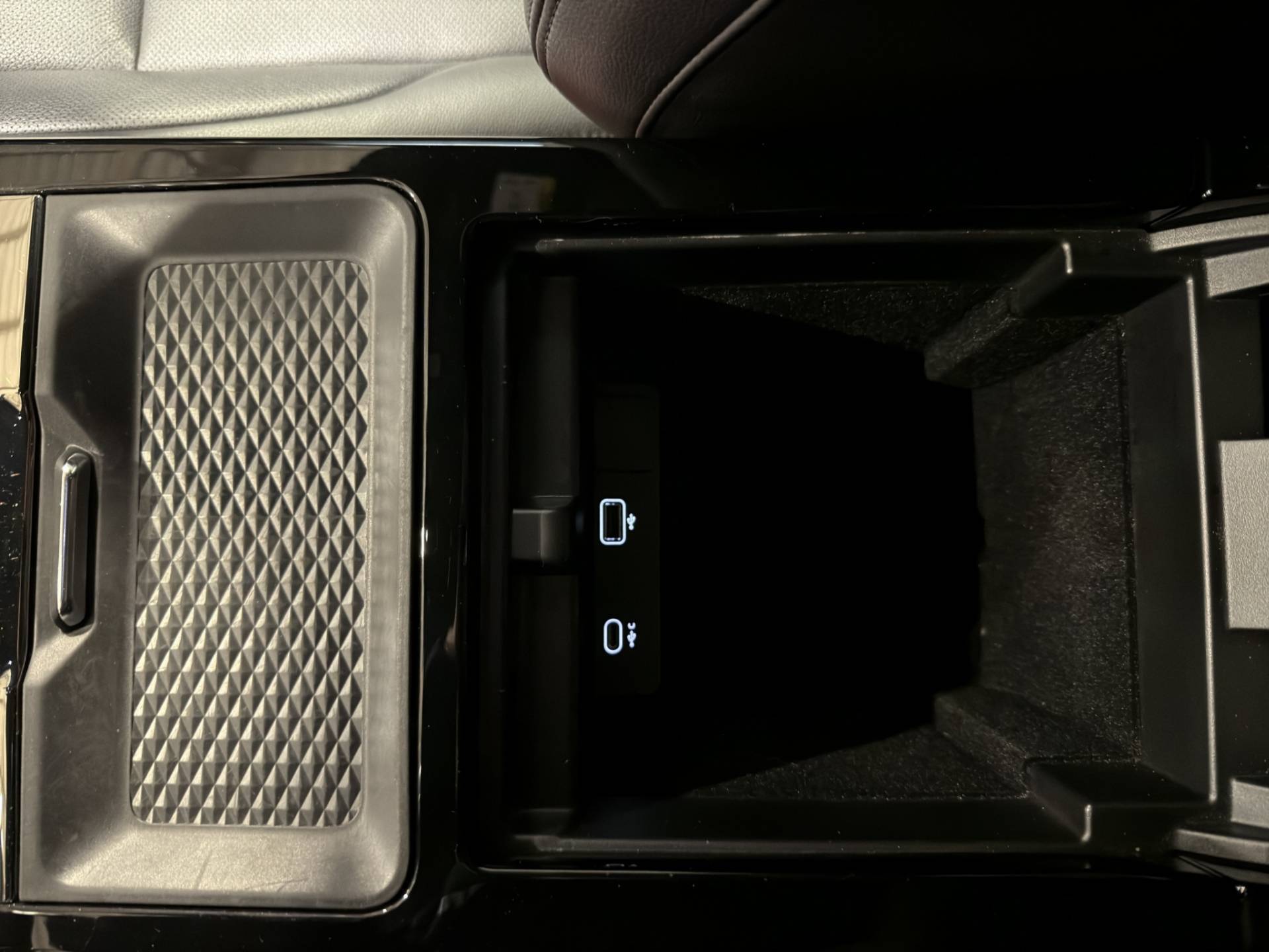 LAND ROVER Range Rover Evoque Evoque 2.0d i4 mhev Dynamic SE awd 163cv auto usata in pronta consegna - Brandini