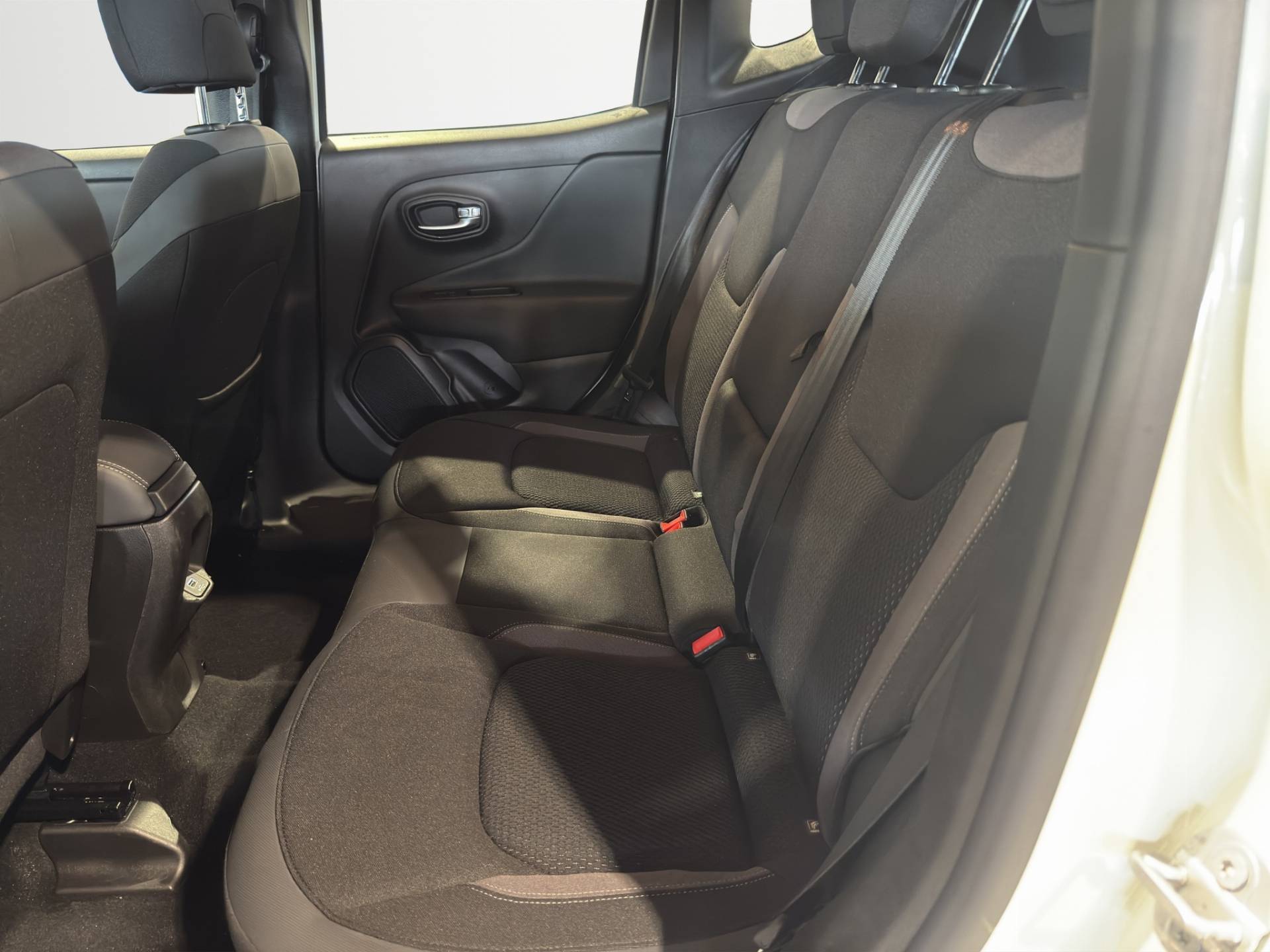 Auto Venduta - JEEP Renegade Renegade 1.5 turbo t4 mhev Limited 2wd 130cv dct usata in pronta consegna - Brandini