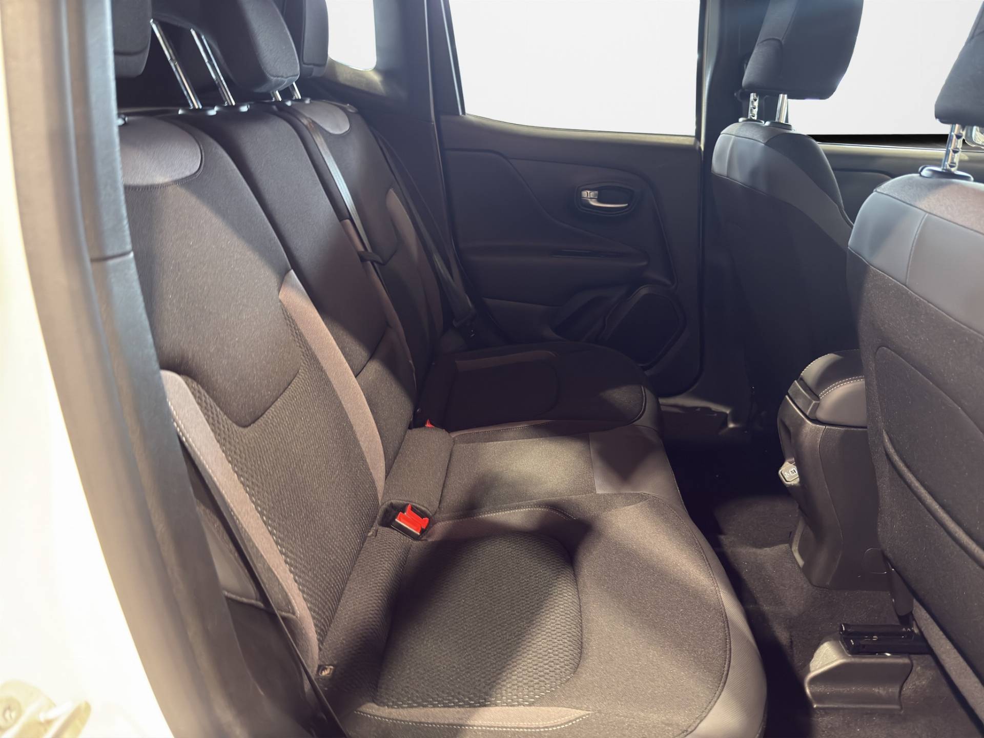 Auto Venduta - JEEP Renegade Renegade 1.5 turbo t4 mhev Limited 2wd 130cv dct usata in pronta consegna - Brandini