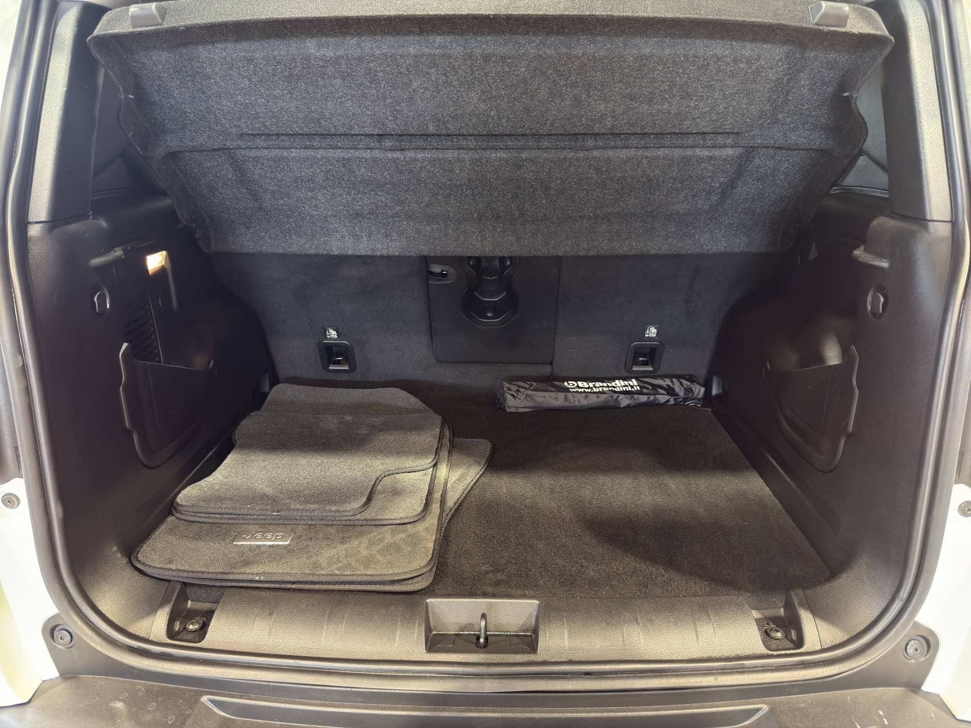 Auto Venduta - JEEP Renegade Renegade 1.5 turbo t4 mhev Limited 2wd 130cv dct usata in pronta consegna - Brandini