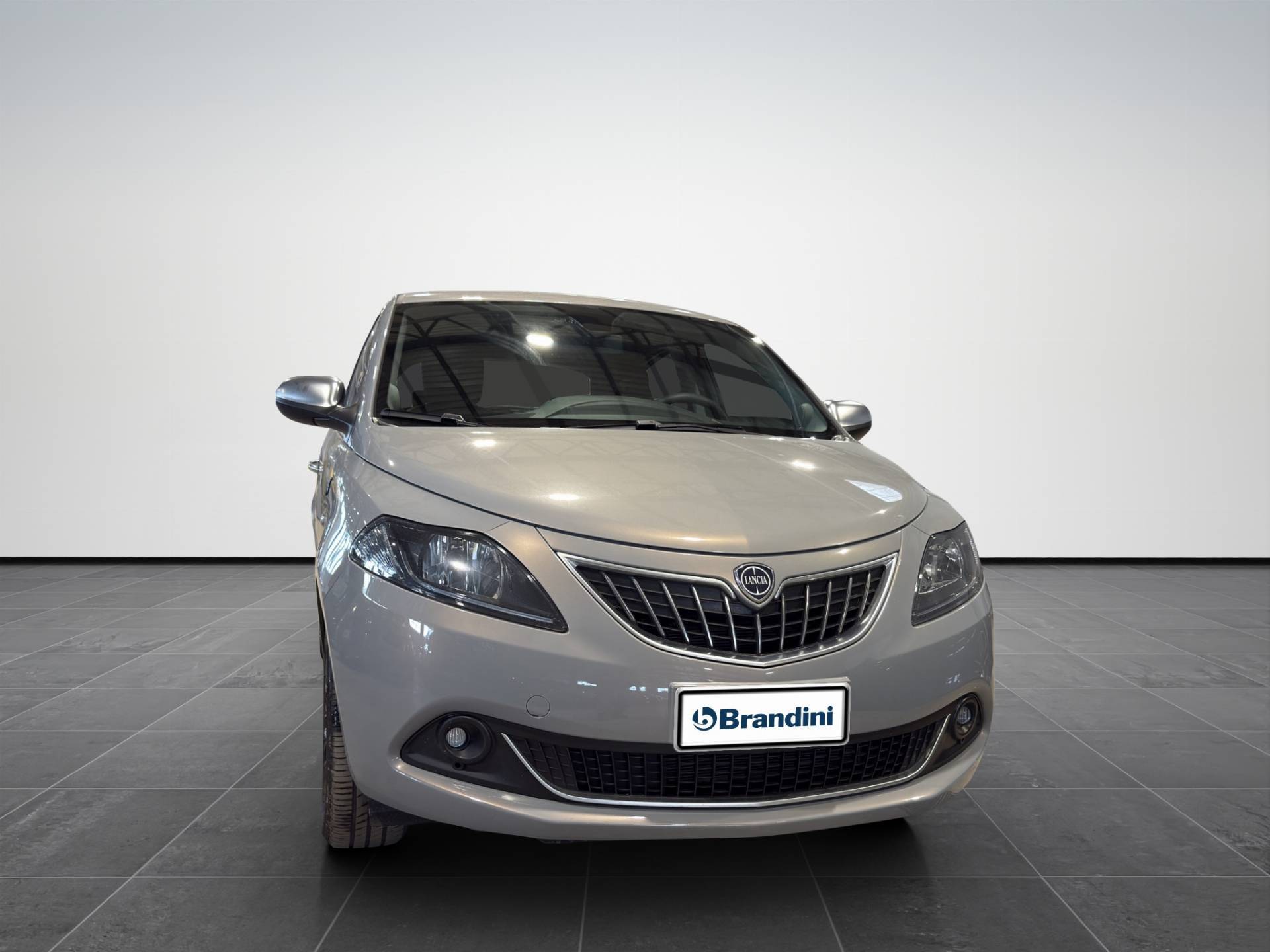 Auto Venduta - LANCIA Ypsilon Ypsilon 1.0 firefly hybrid Alberta Ferretti s&s 70cv usata in pronta consegna - Brandini