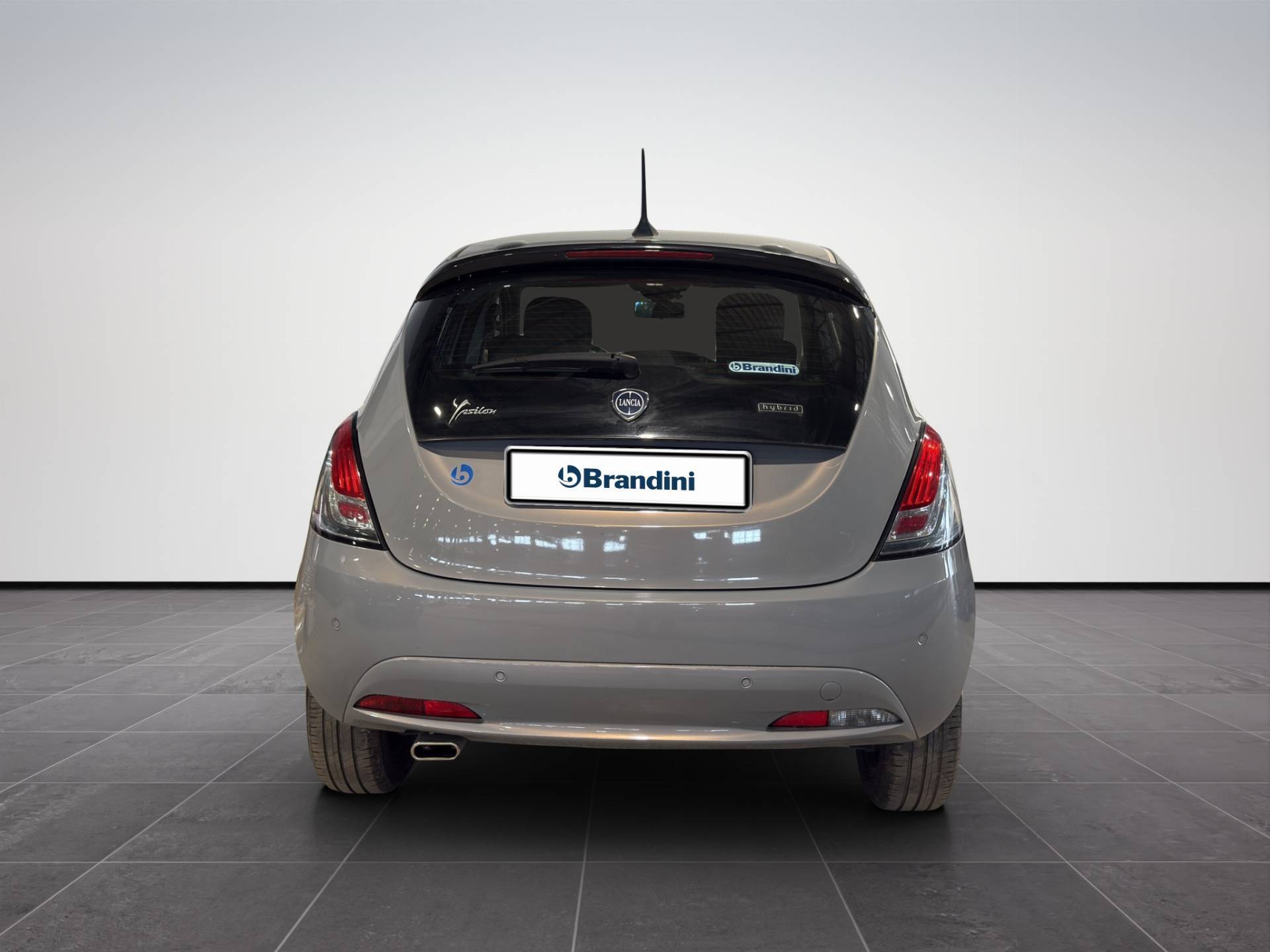 Auto Venduta - LANCIA Ypsilon Ypsilon 1.0 firefly hybrid Alberta Ferretti s&s 70cv usata in pronta consegna - Brandini