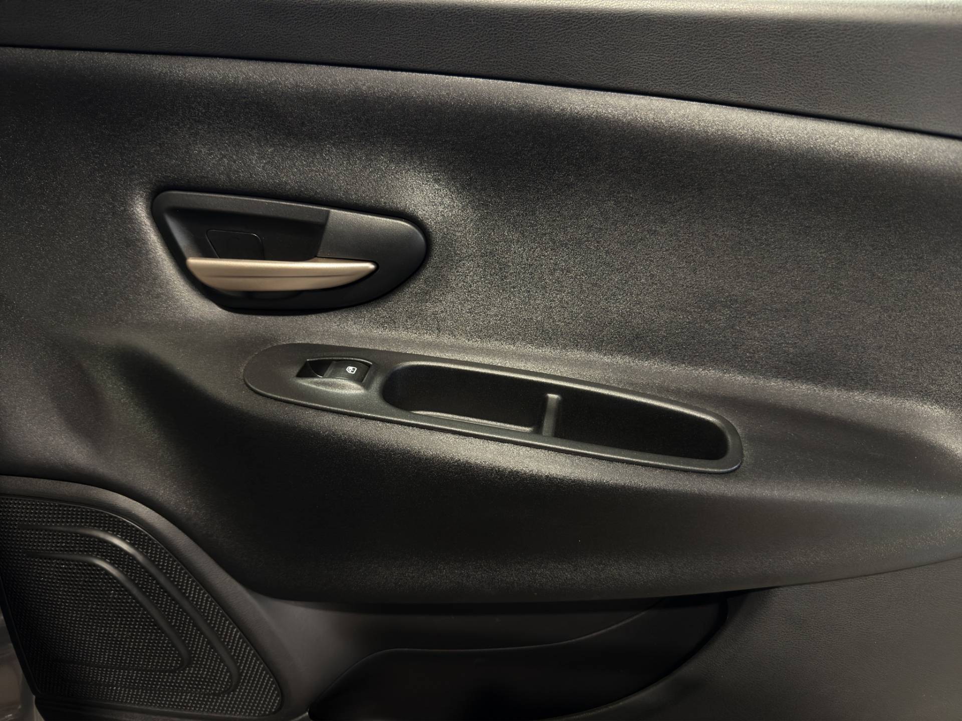 Auto Venduta - LANCIA Ypsilon Ypsilon 1.0 firefly hybrid Alberta Ferretti s&s 70cv usata in pronta consegna - Brandini