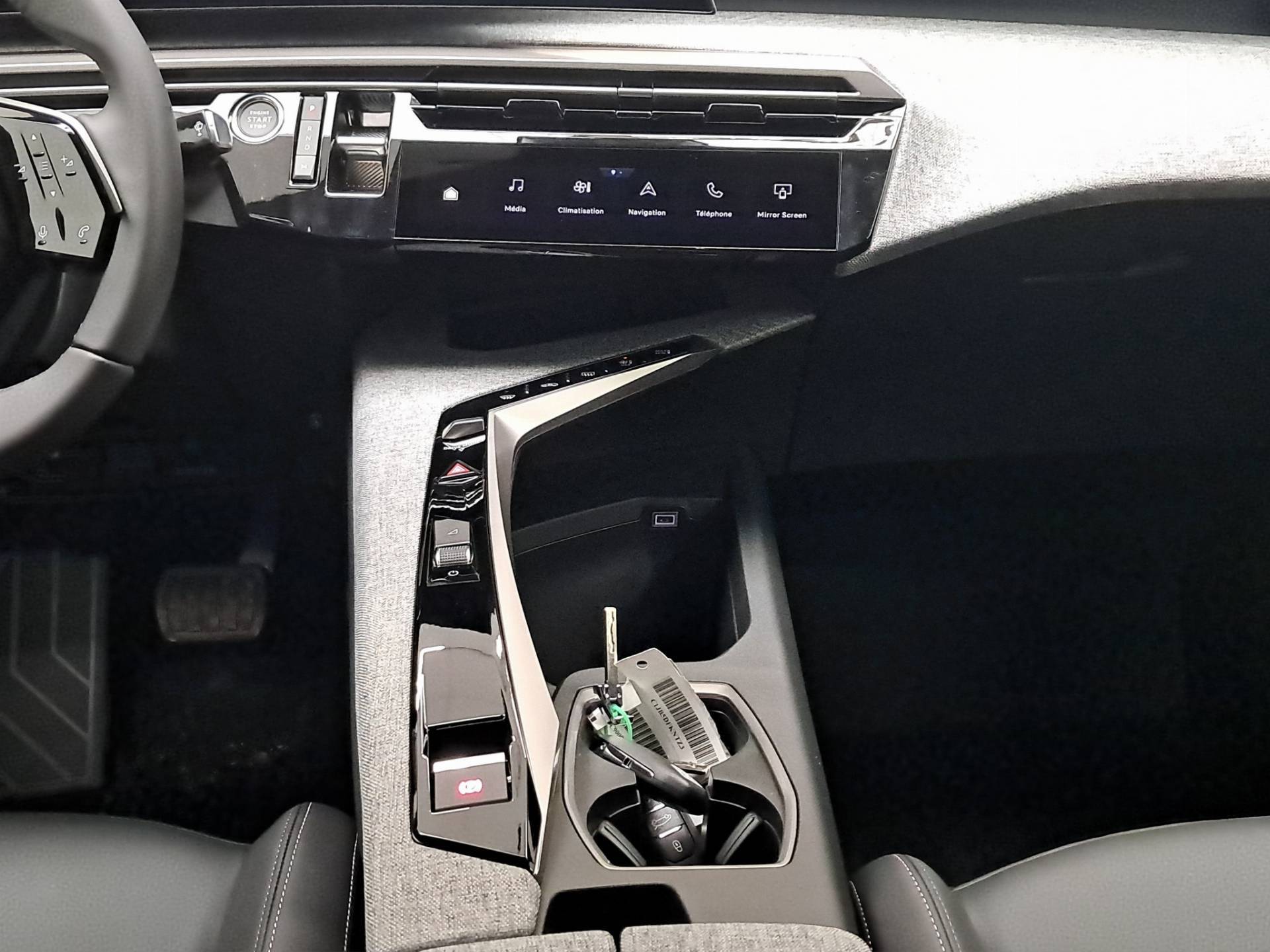 Auto Venduta - PEUGEOT 3008 3008 1.2 hybrid Allure 136cv e-dcs6 usata in pronta consegna - Brandini